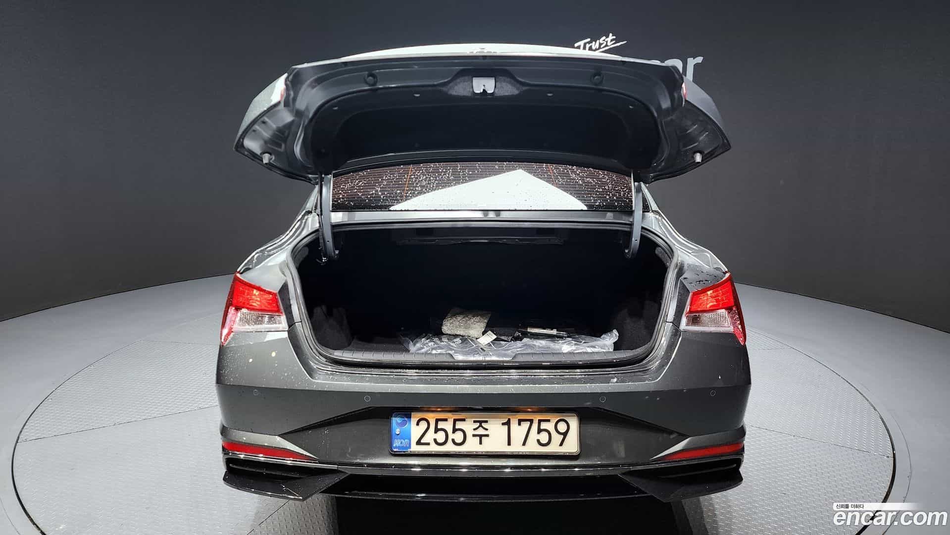 AVANTE Hyundai 2022.9-OPTION-024