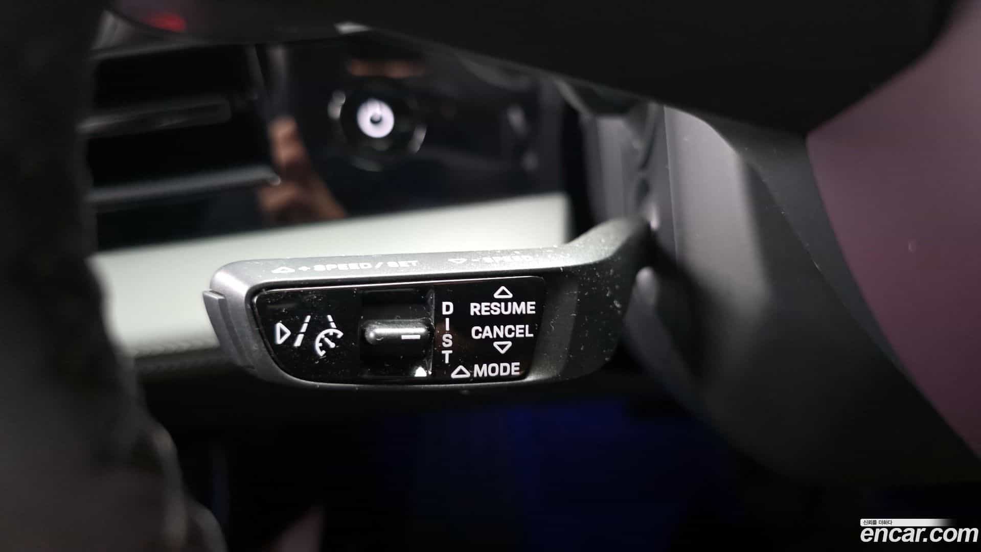 Taycan Porsche 2020.10-OPTION-024