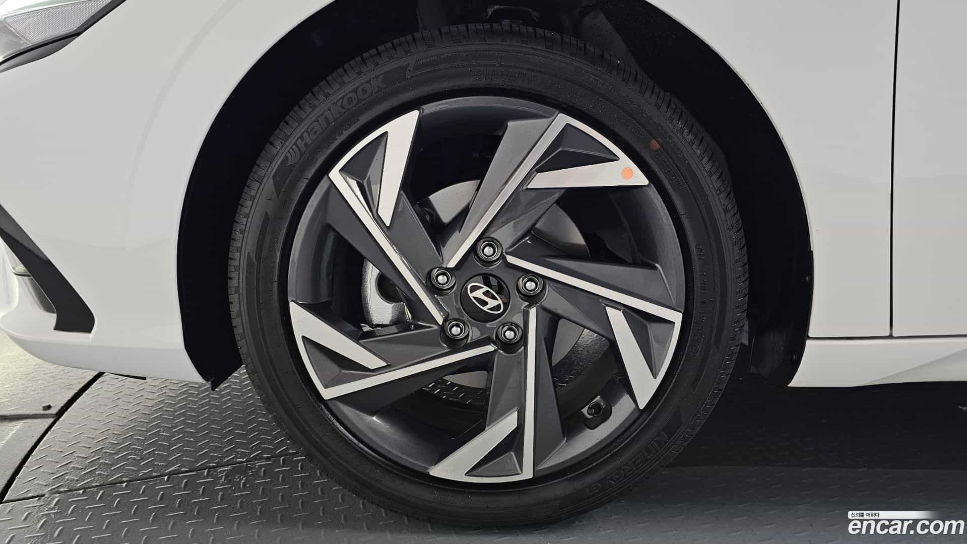 AVANTE Hyundai 2026.1-OUTER-005