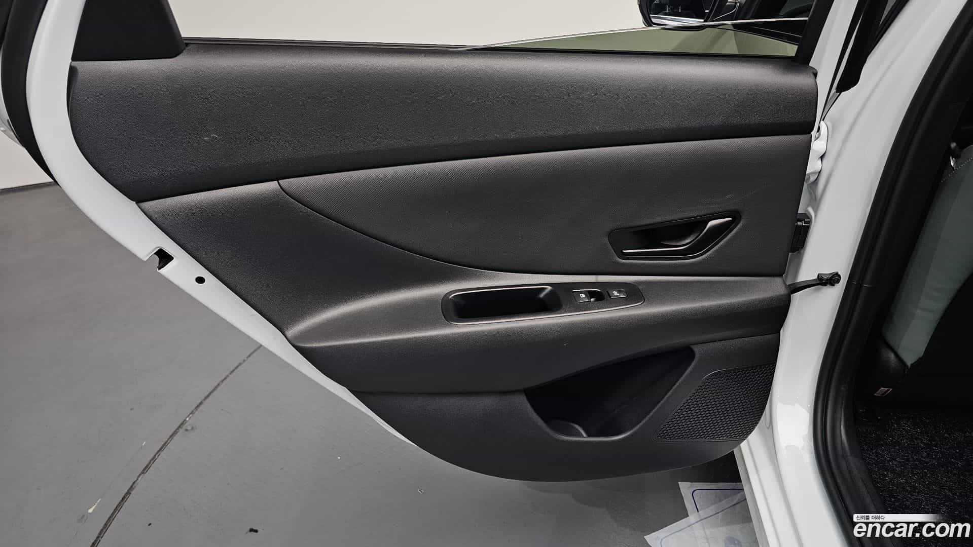 AVANTE Hyundai 2026.1-INNER-035