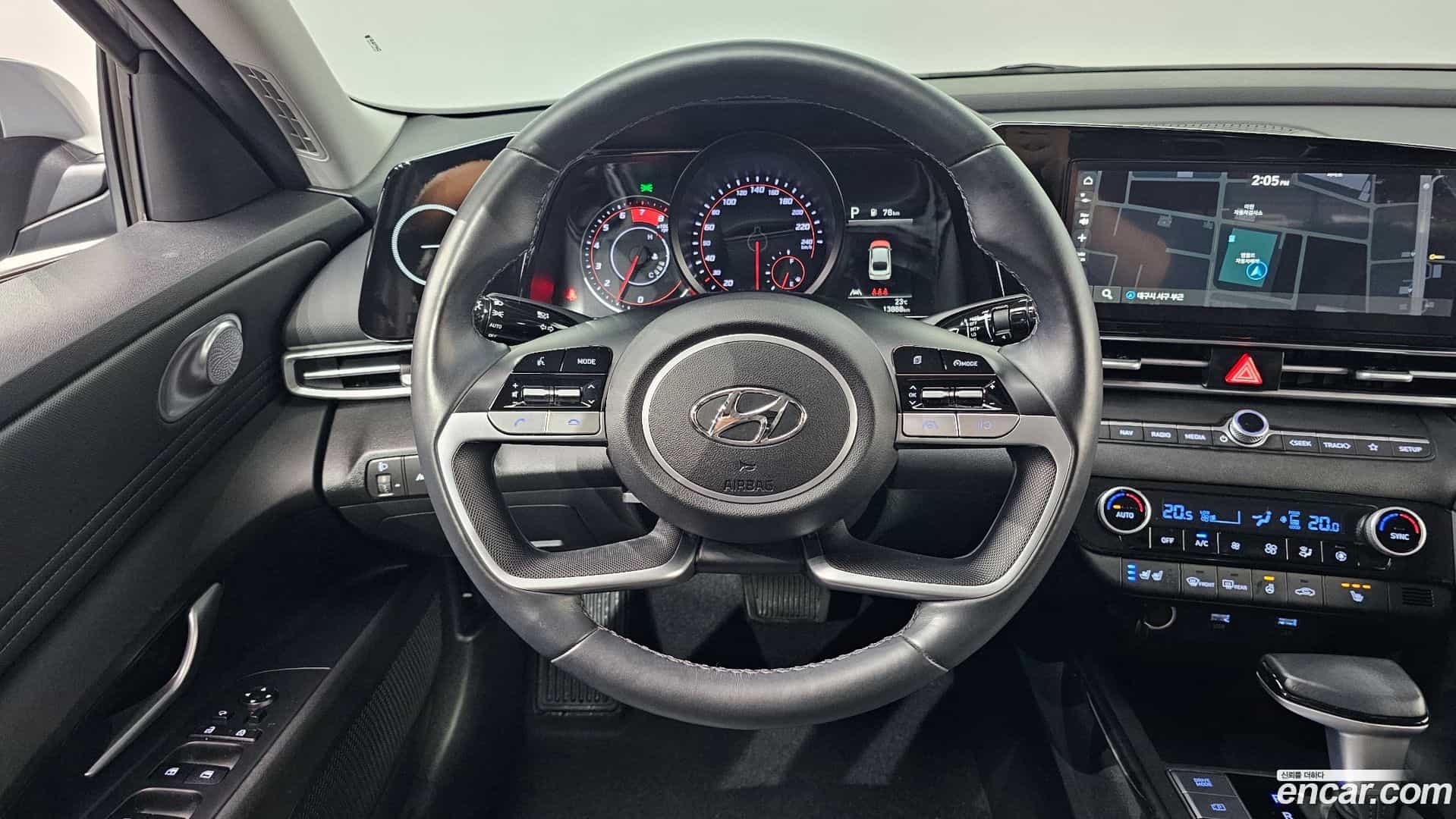 AVANTE Hyundai 2022.2-OPTION-017