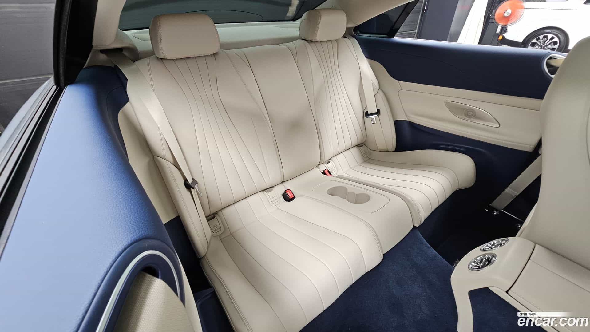 E-Class Mercedes-Benz 2023.8-OPTION-016