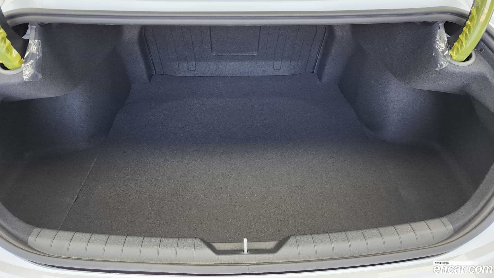 Sonata Hyundai 2025.10-OPTION-024