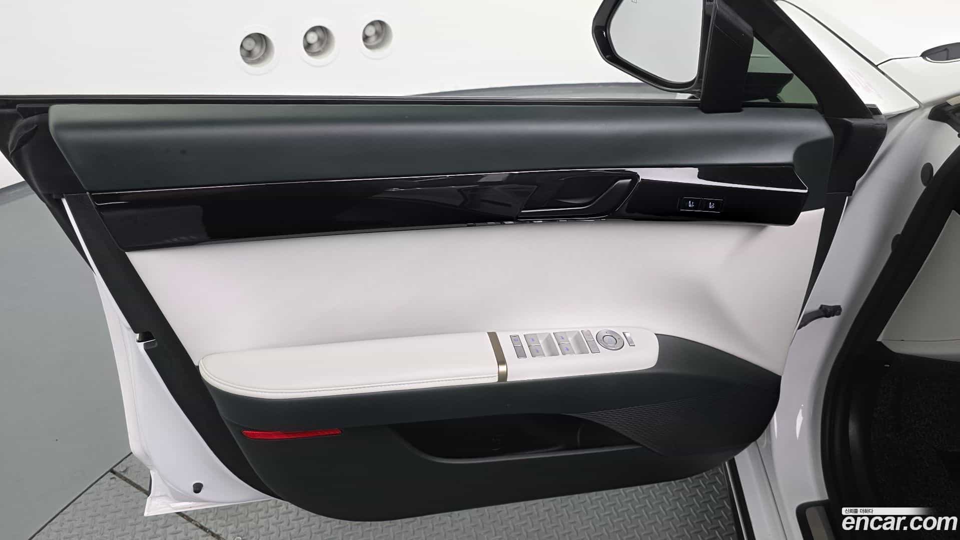 Grandeur Hyundai 2023.4-INNER-034