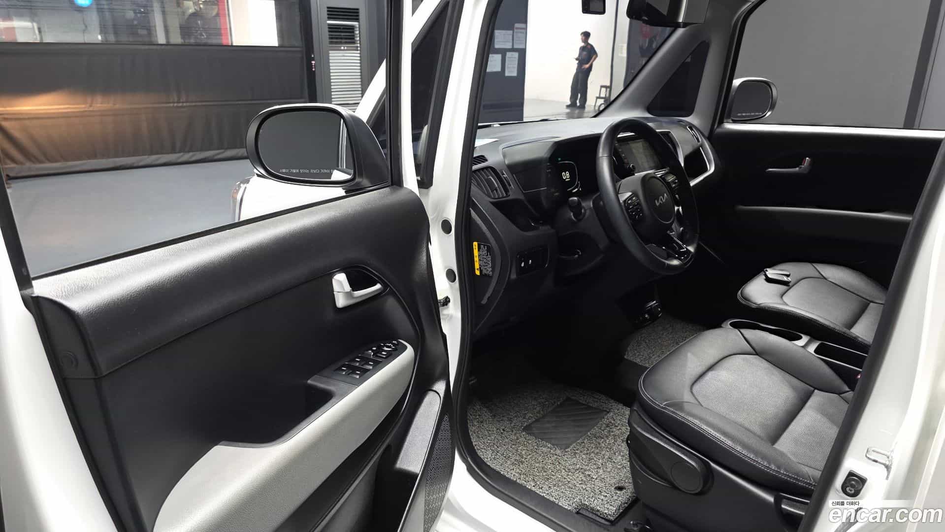 RAY Kia 2022.10-INNER-010
