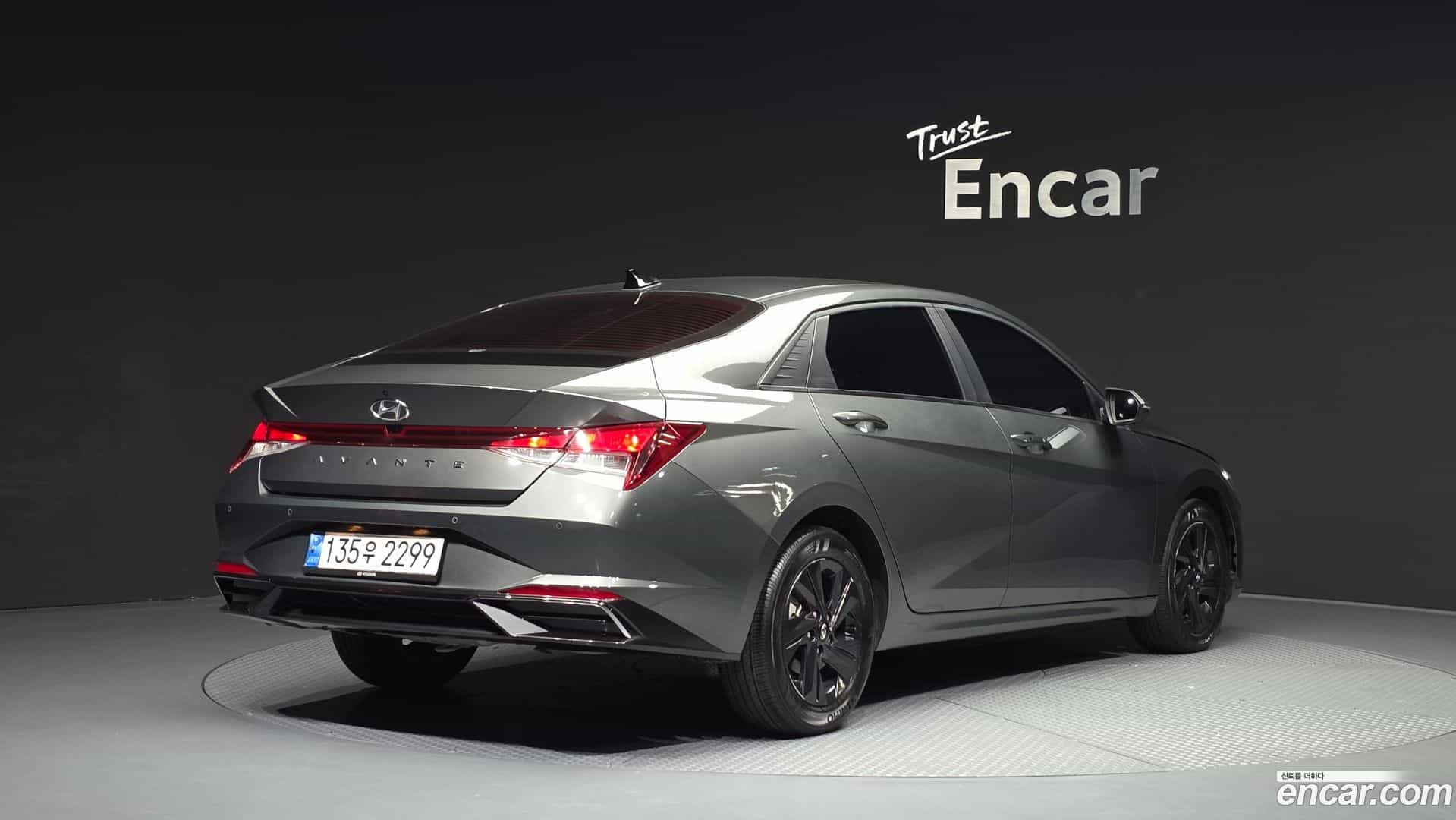 AVANTE Hyundai 2022.9-OUTER-002