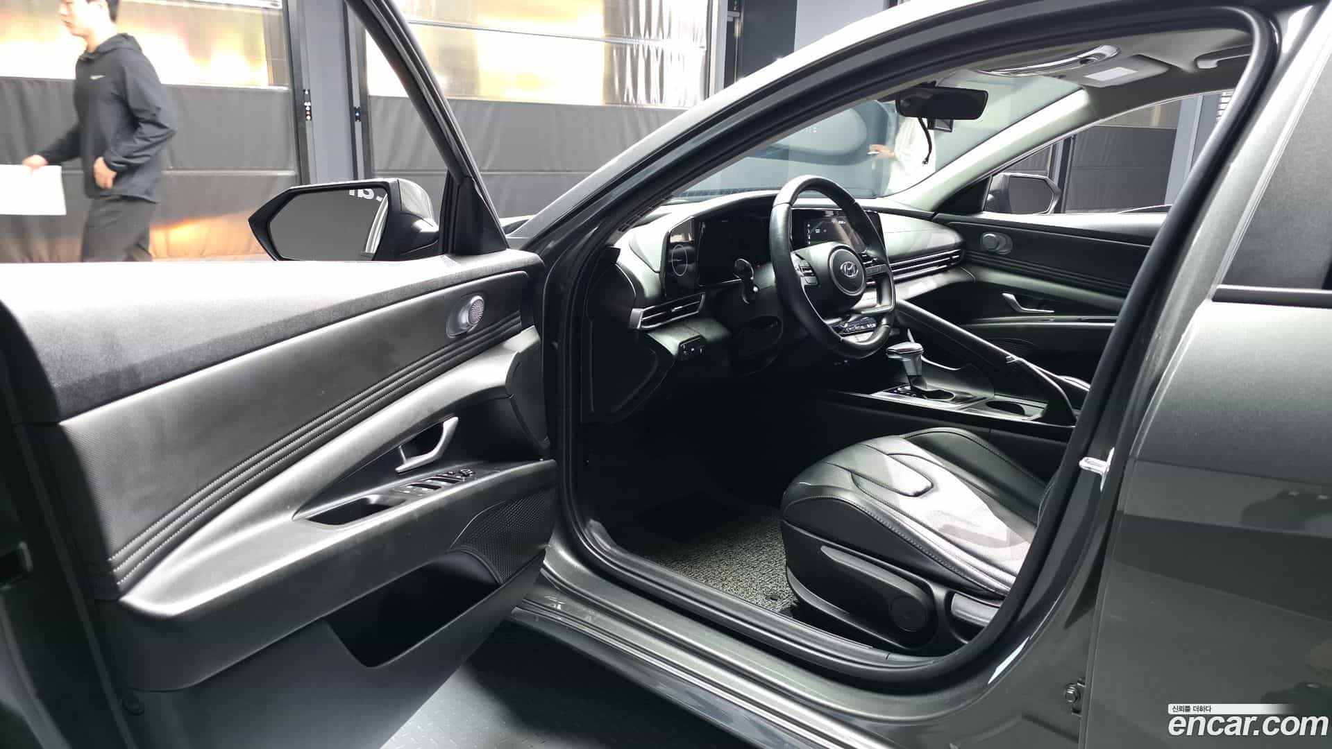 AVANTE Hyundai 2022.9-INNER-010