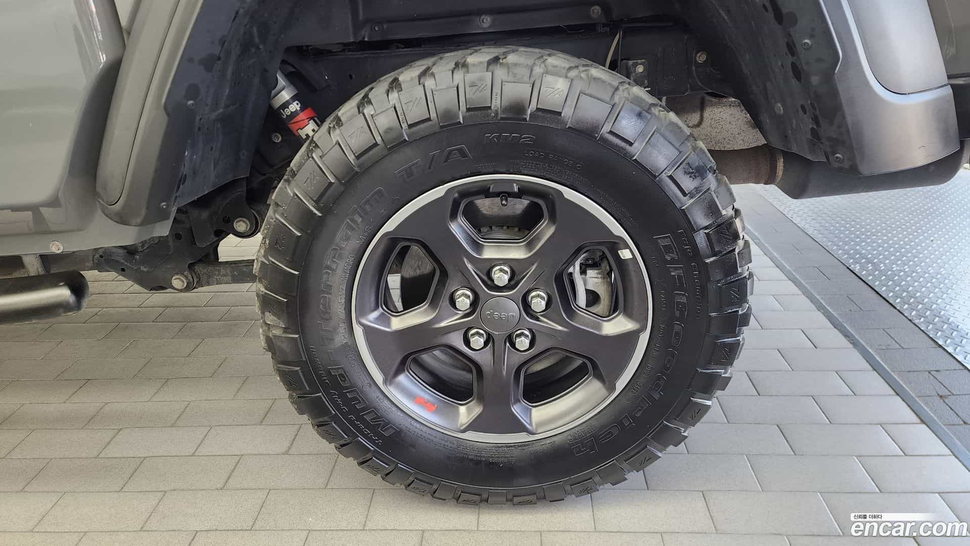 Gladiator Jeep 2021.2-OUTER-031