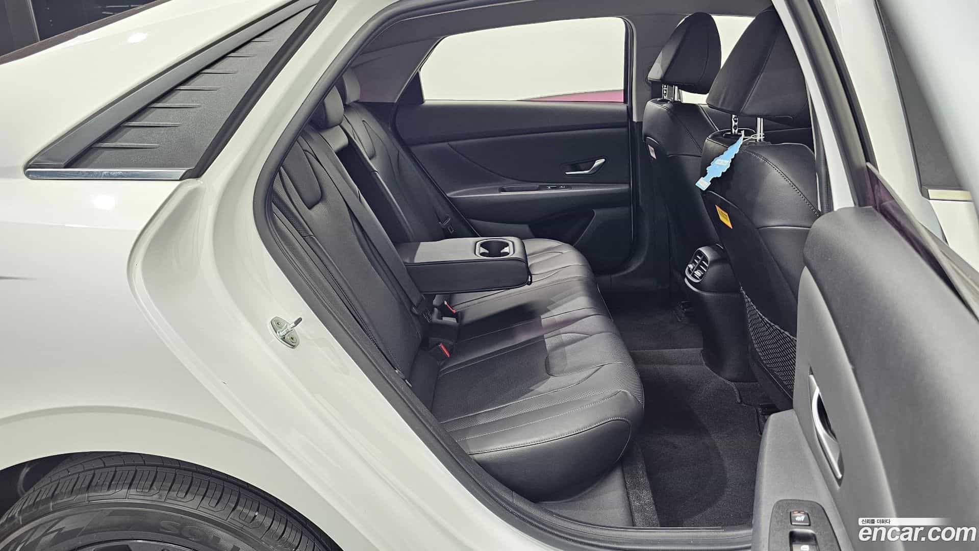 AVANTE Hyundai 2020.4-OPTION-016