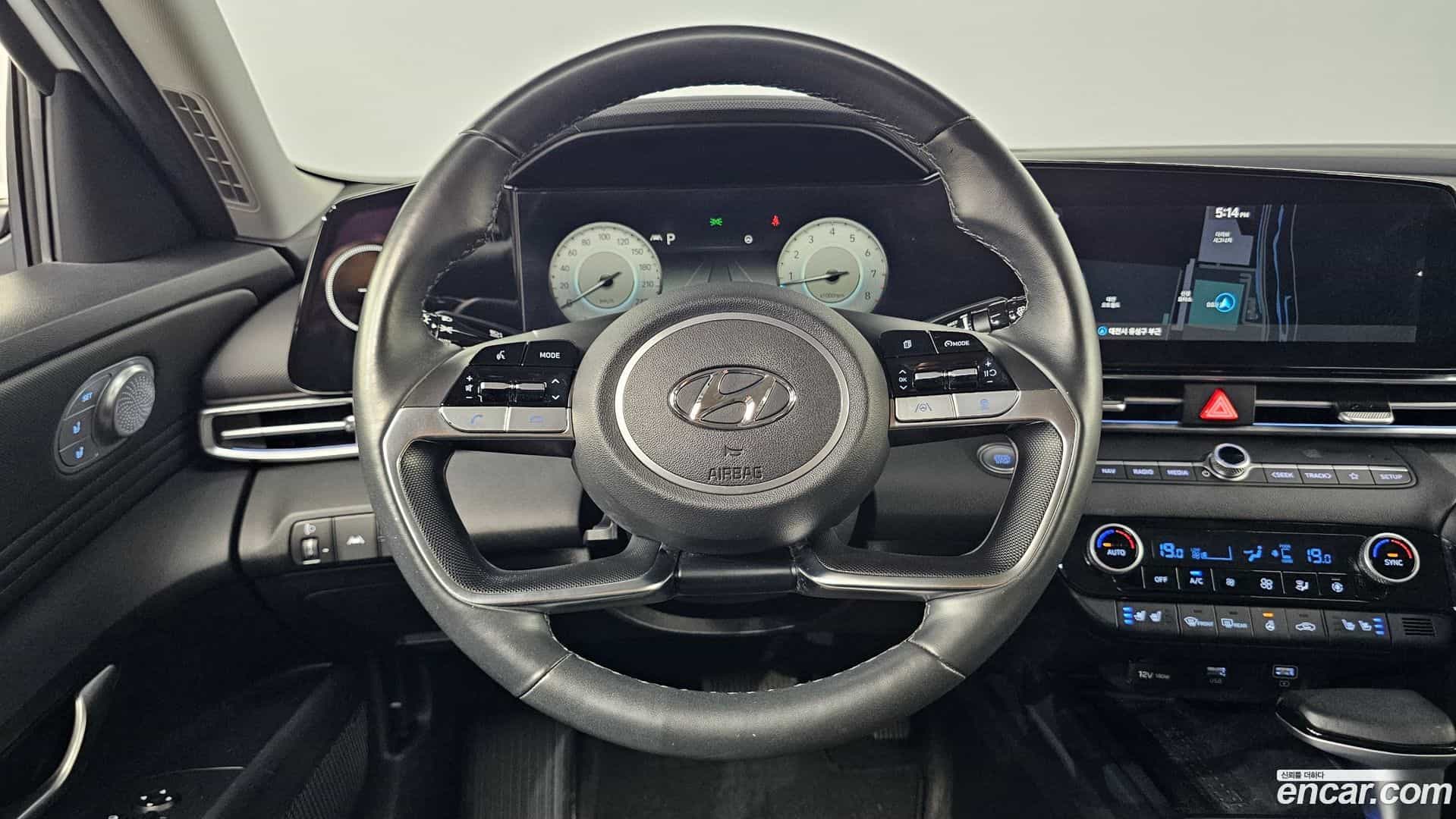 AVANTE Hyundai 2020.4-OPTION-018