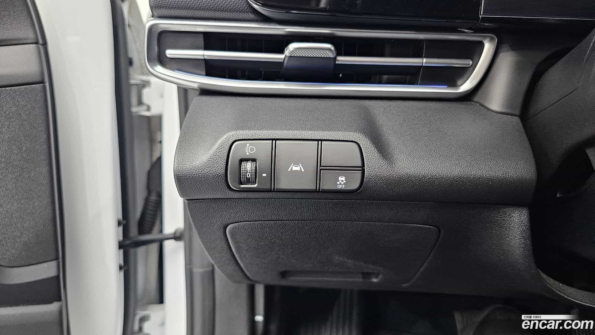 AVANTE Hyundai 2020.4-OPTION-024