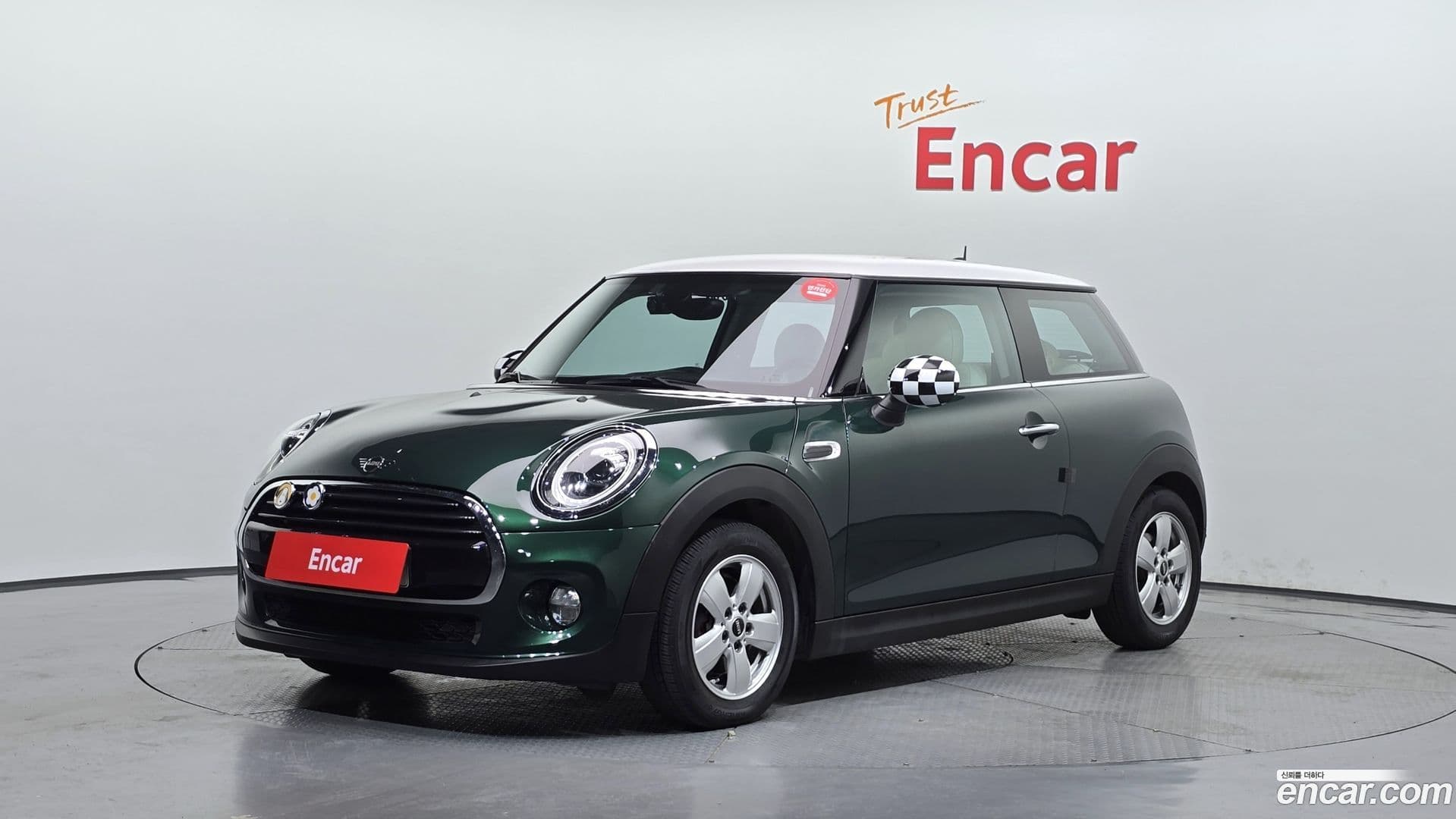 Main__Slider__Photo:Cooper Mini 2018.6-0