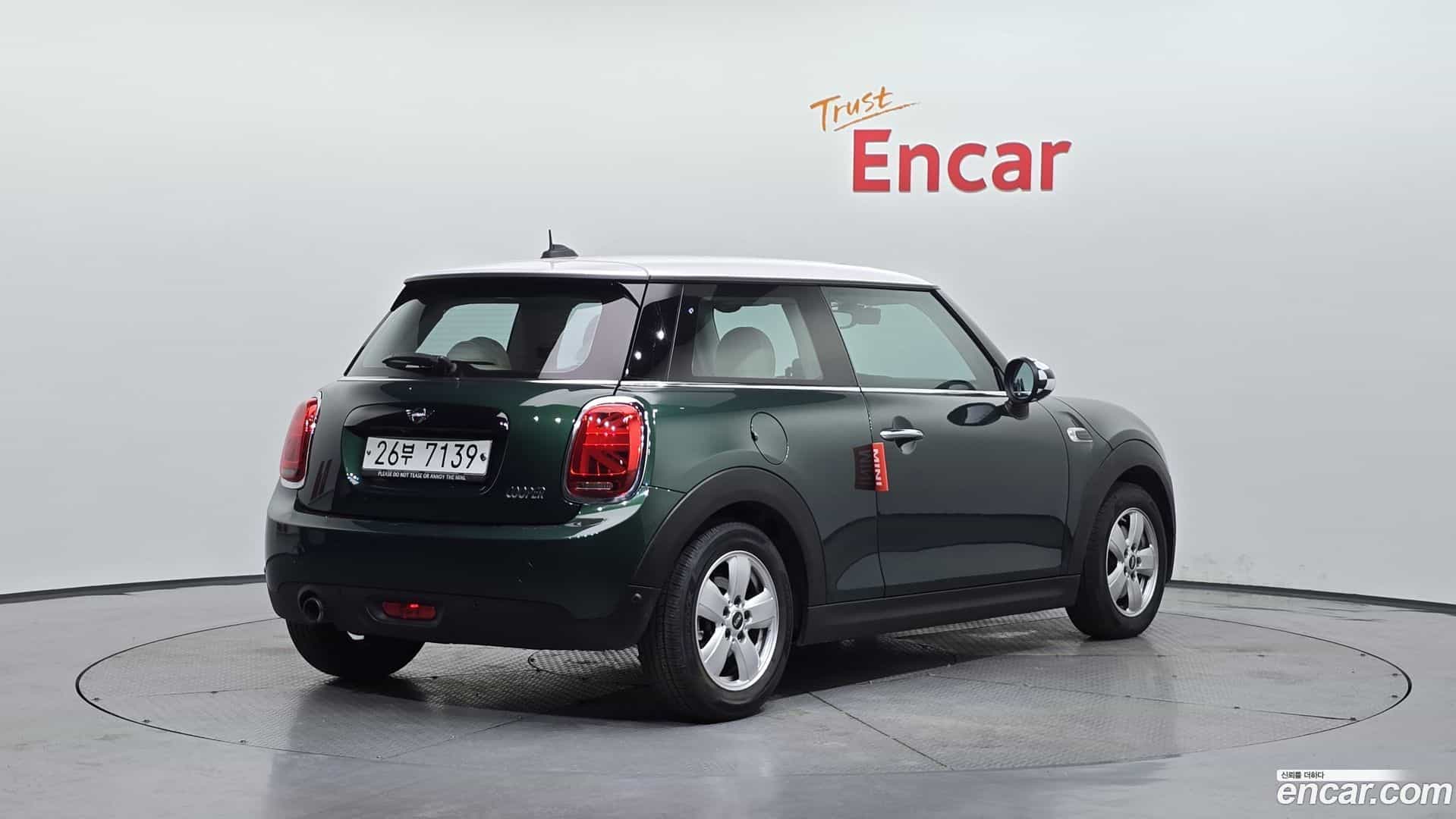 Cooper Mini 2018.6-OUTER-002