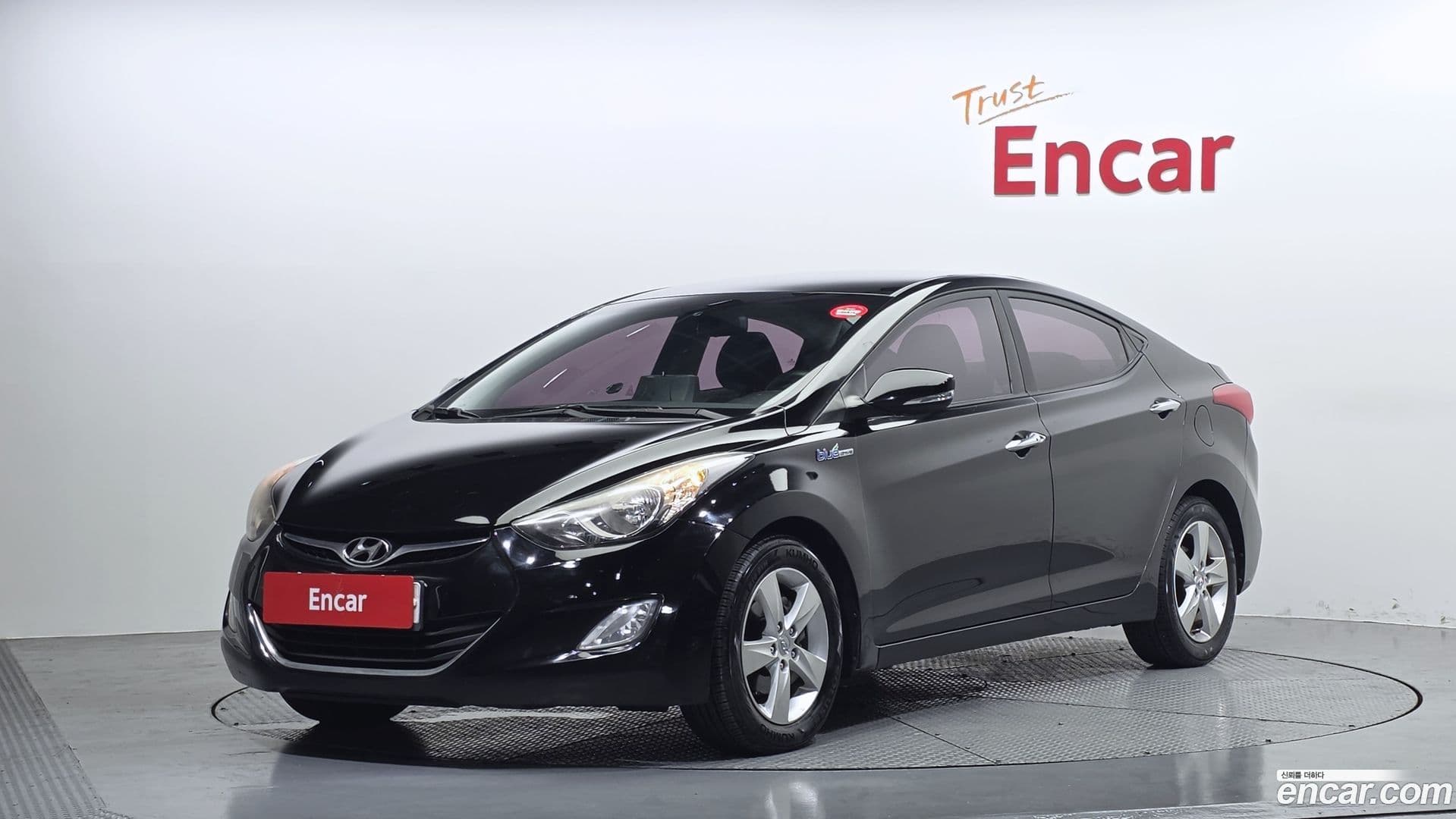 Main__Slider__Photo:AVANTE Hyundai 2011.10-0