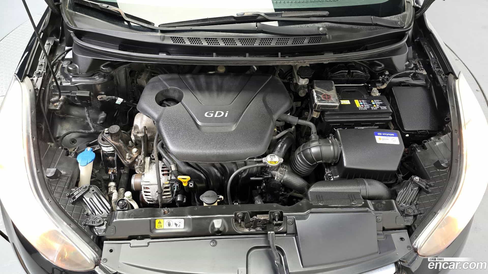 AVANTE Hyundai 2011.10-OUTER-006