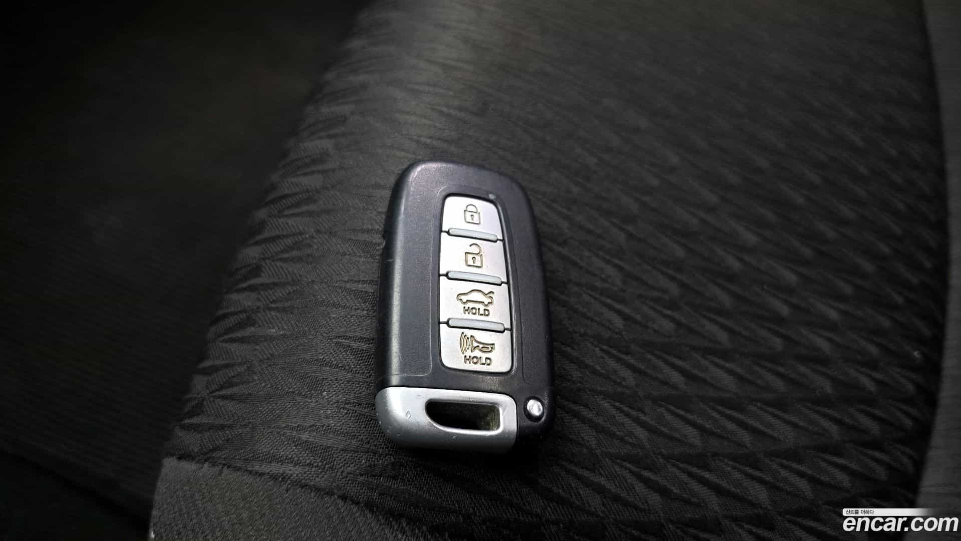AVANTE Hyundai 2011.10-OPTION-040