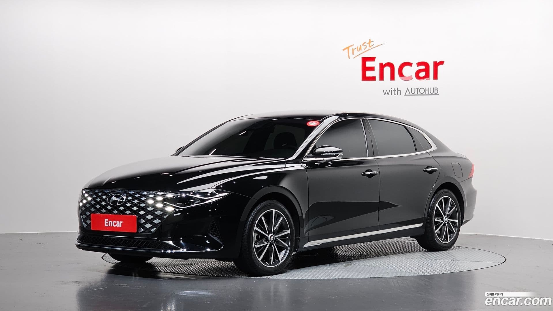 Main__Slider__Photo:Grandeur Hyundai 2022.3-0
