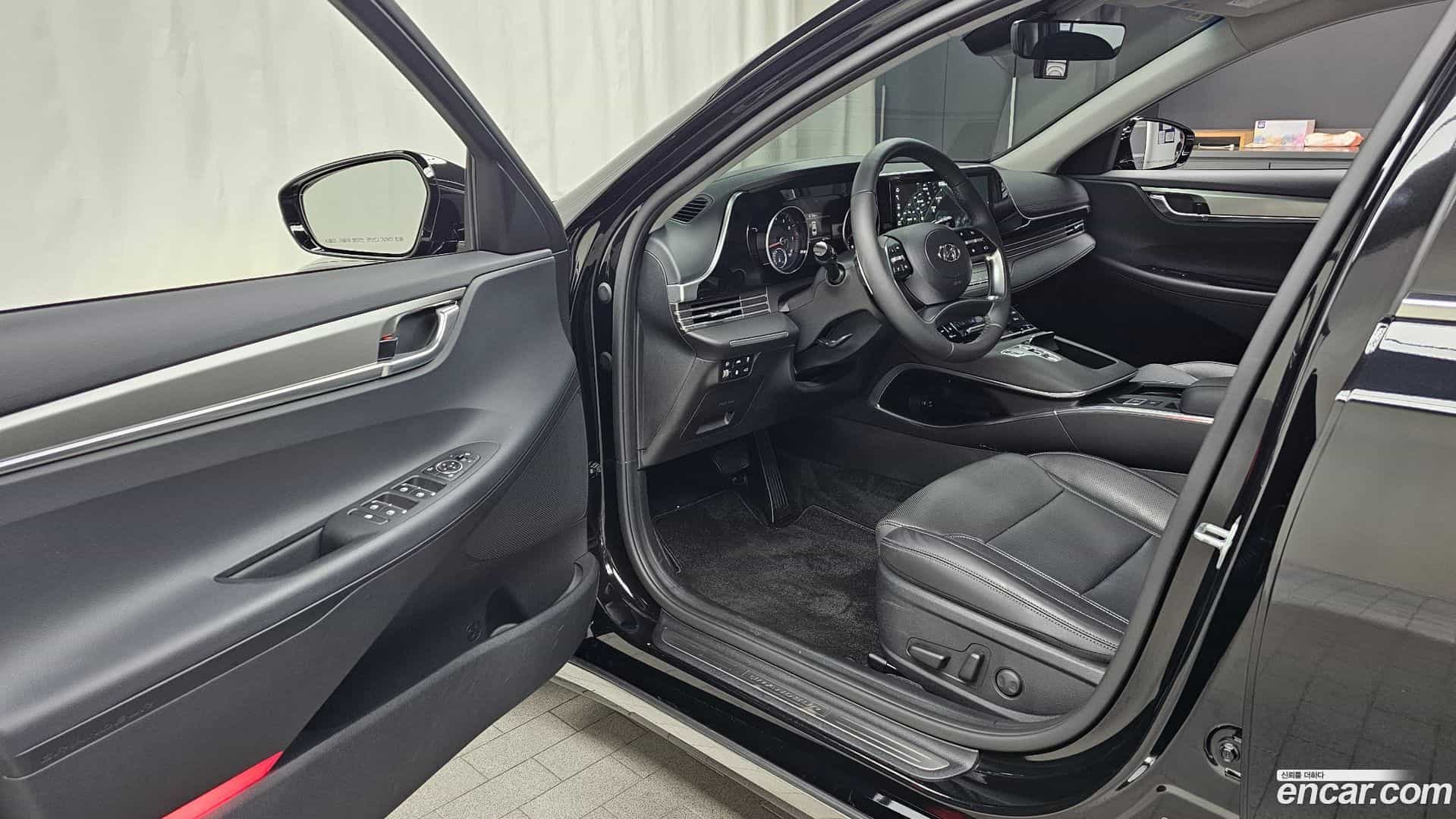 Grandeur Hyundai 2022.3-INNER-010