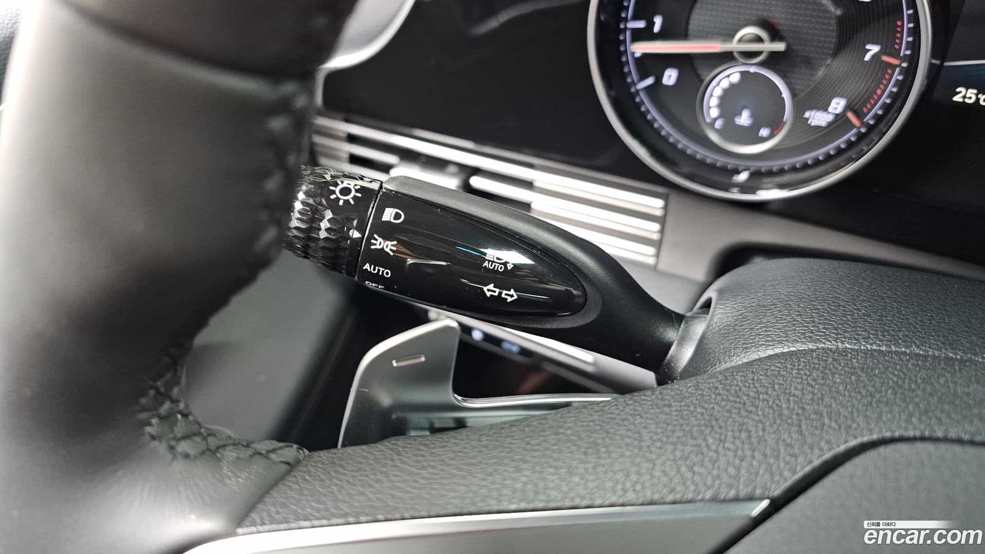 Grandeur Hyundai 2022.3-OPTION-041