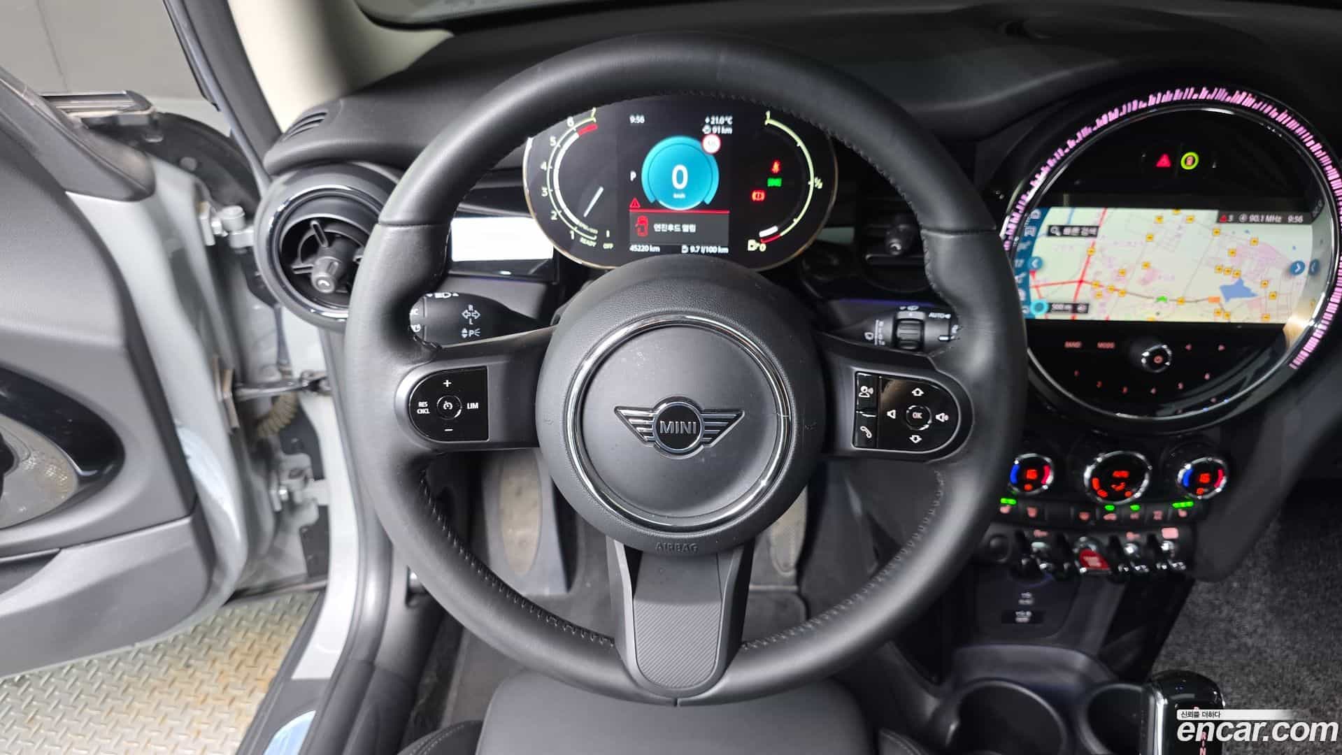 Cooper Mini 2022.2-OPTION-017