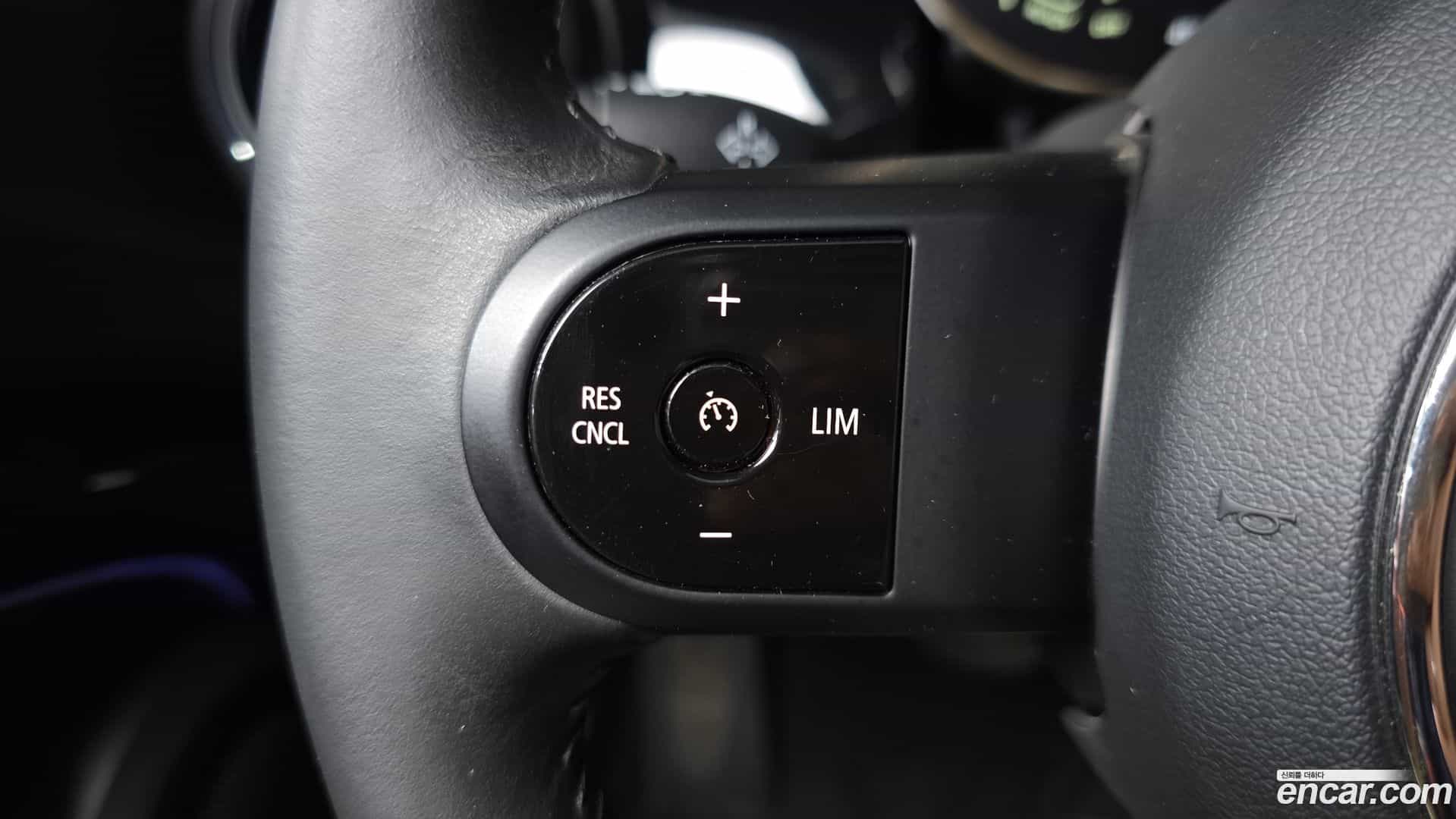Cooper Mini 2022.2-OPTION-040