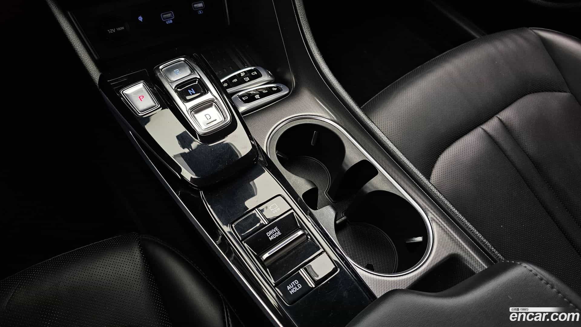 Sonata Hyundai 2019.4-INNER-009