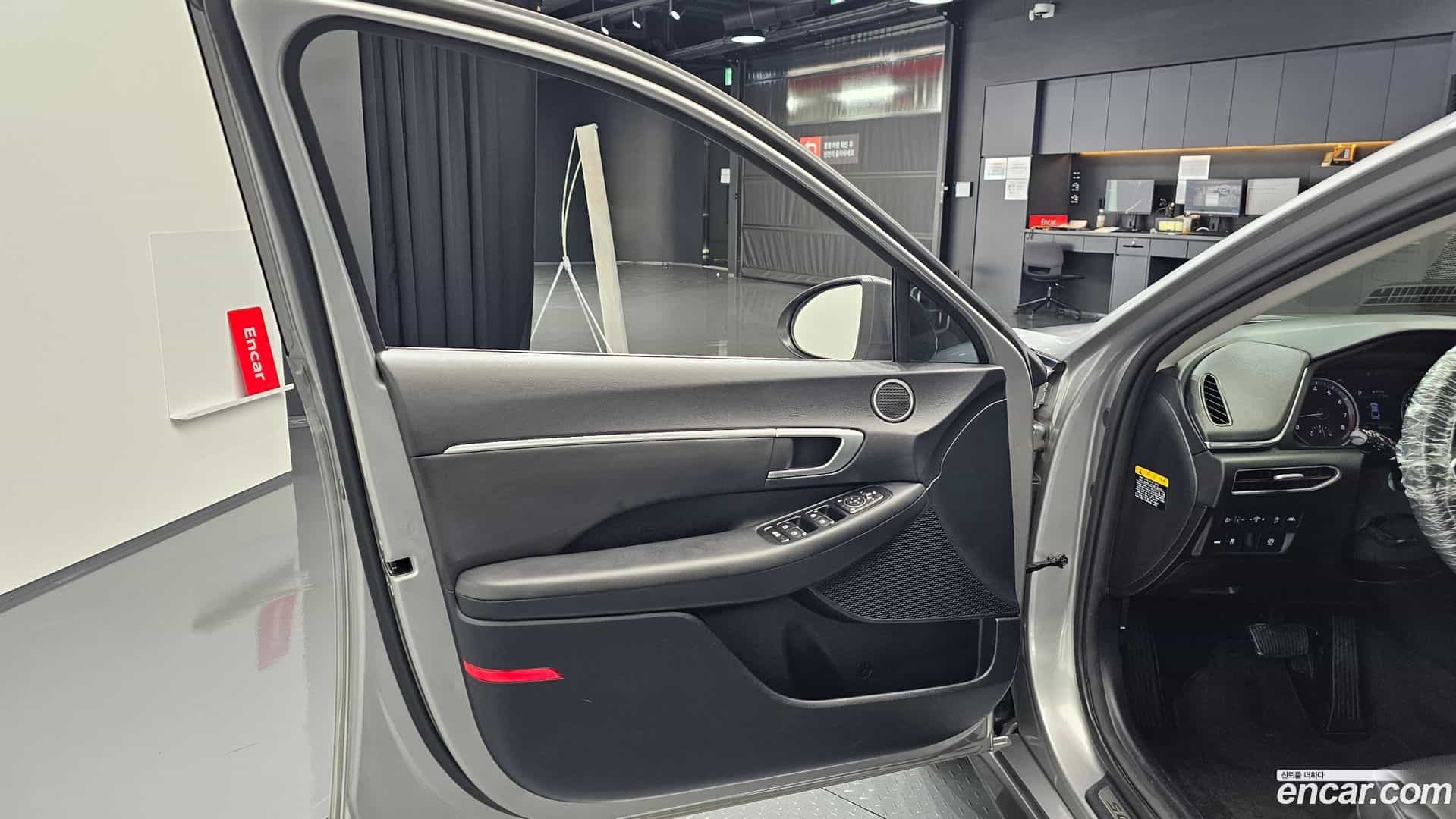 Sonata Hyundai 2019.4-INNER-034