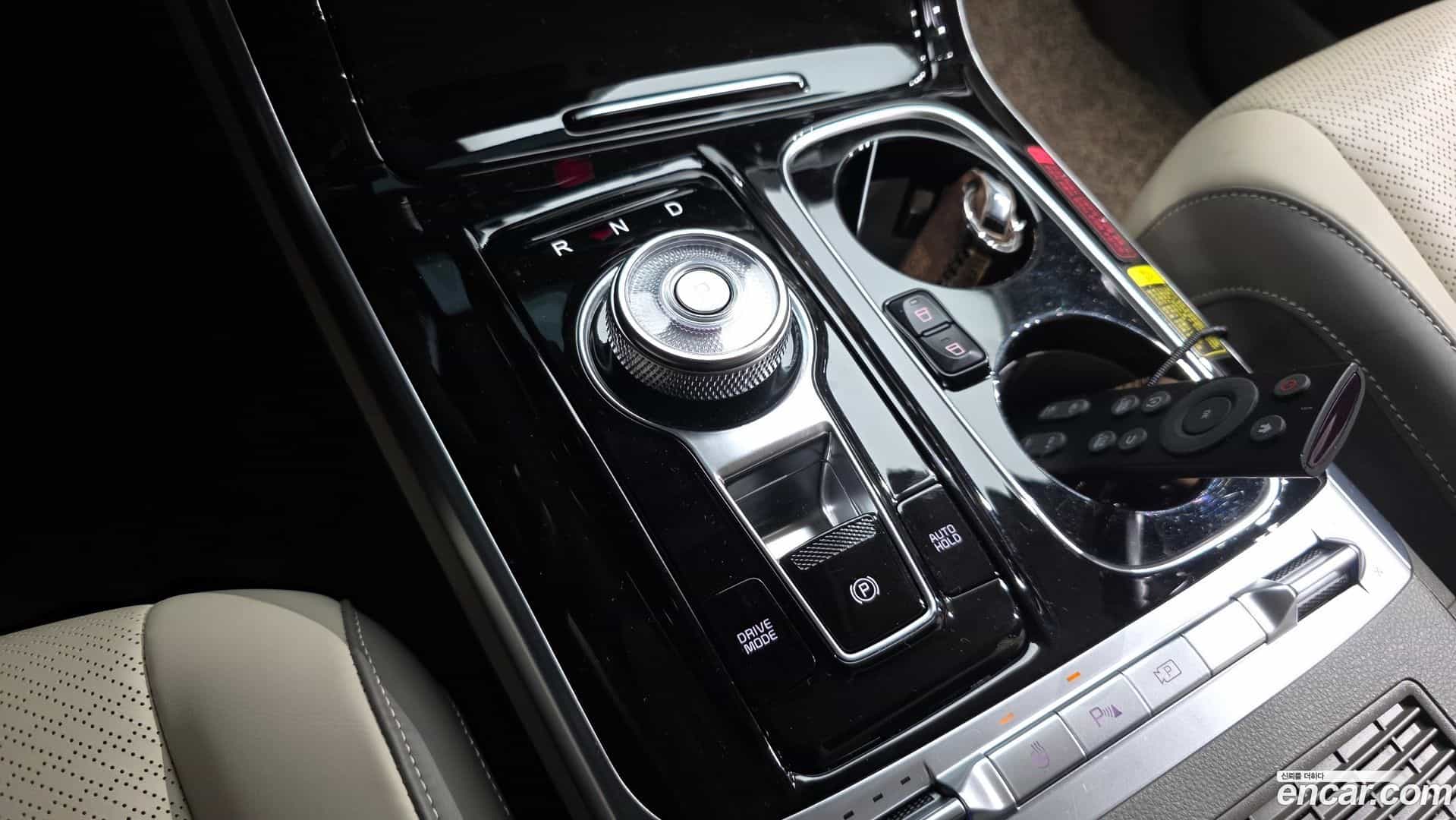 Canival Kia 2023.1-INNER-009