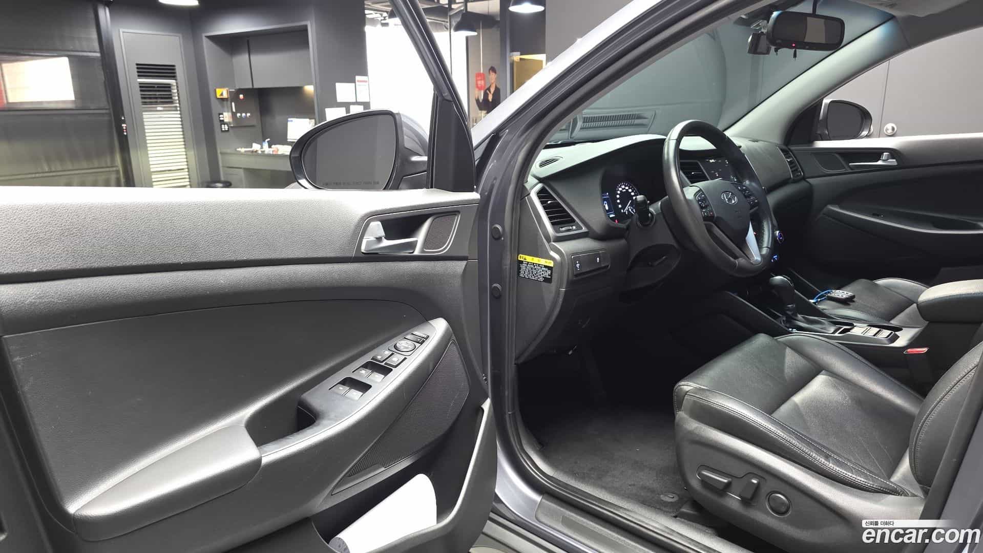 Tucson Hyundai 2016.4-INNER-010