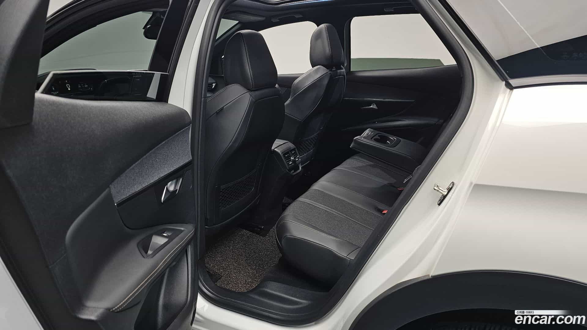 3008 Peugeot 2020.5-OPTION-015