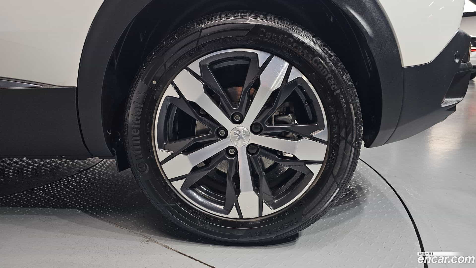 3008 Peugeot 2020.5-OUTER-031