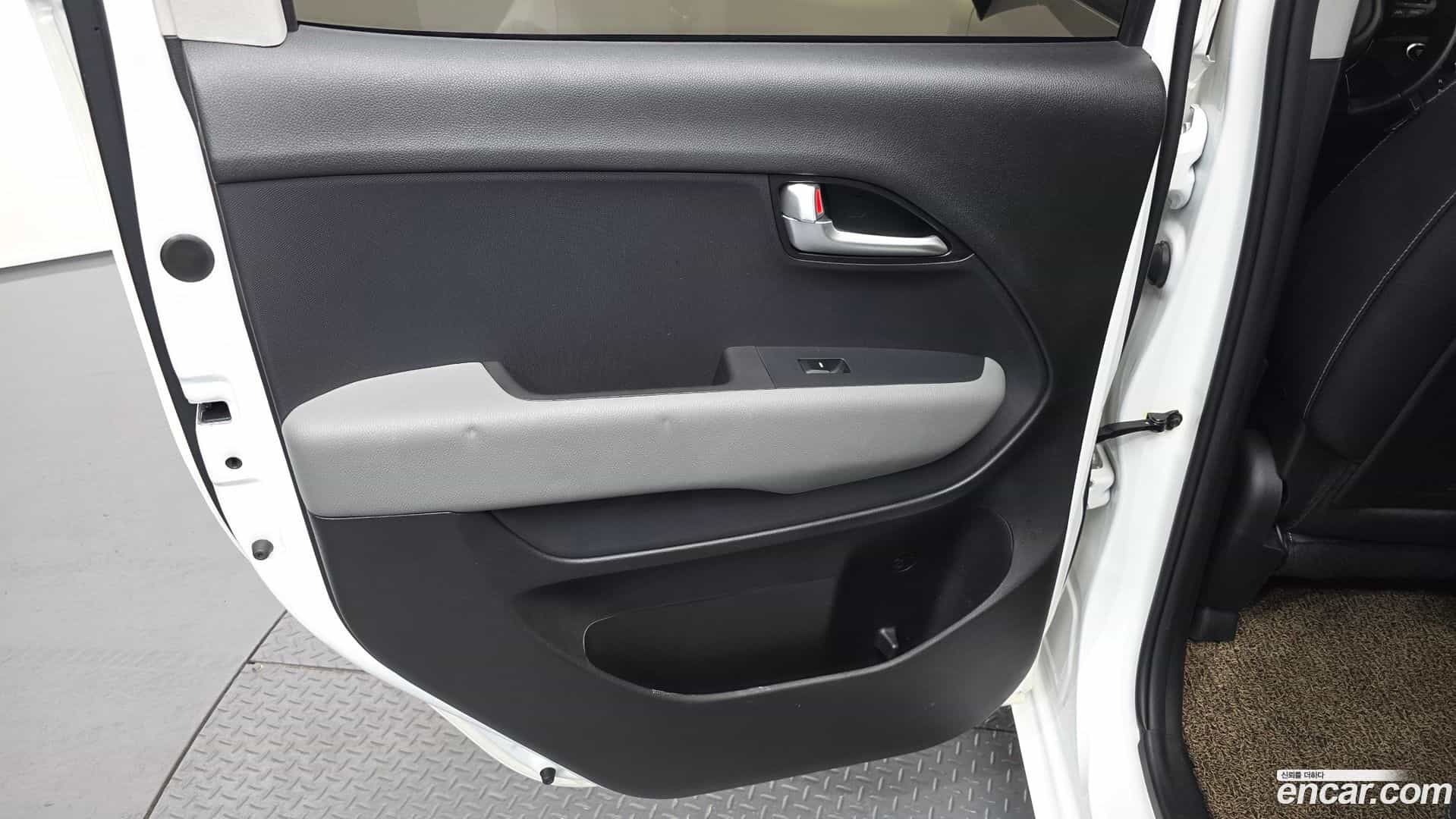 RAY Kia 2022.9-INNER-035