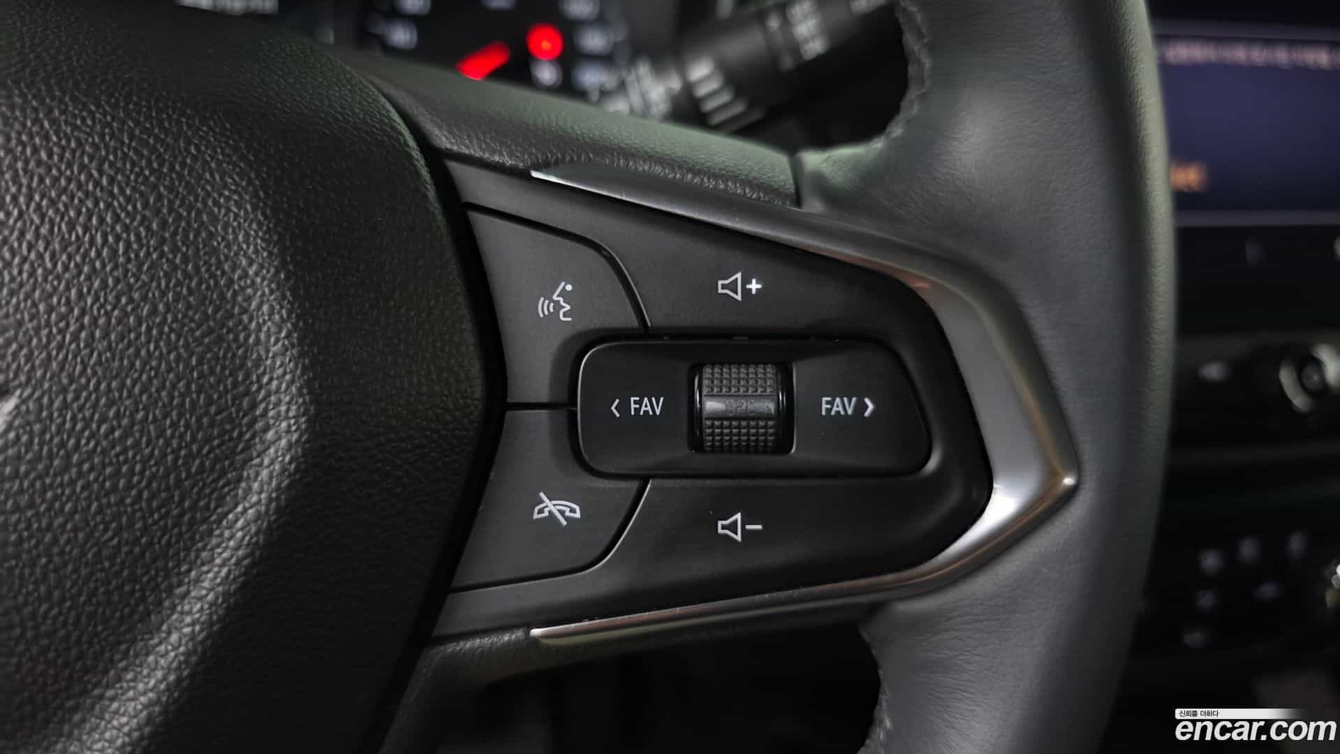 Trailblazer Chevrolet 2021.11-OPTION-040
