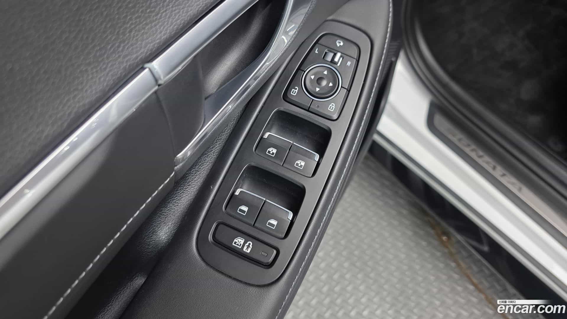 Sonata Hyundai 2022.11-OPTION-015