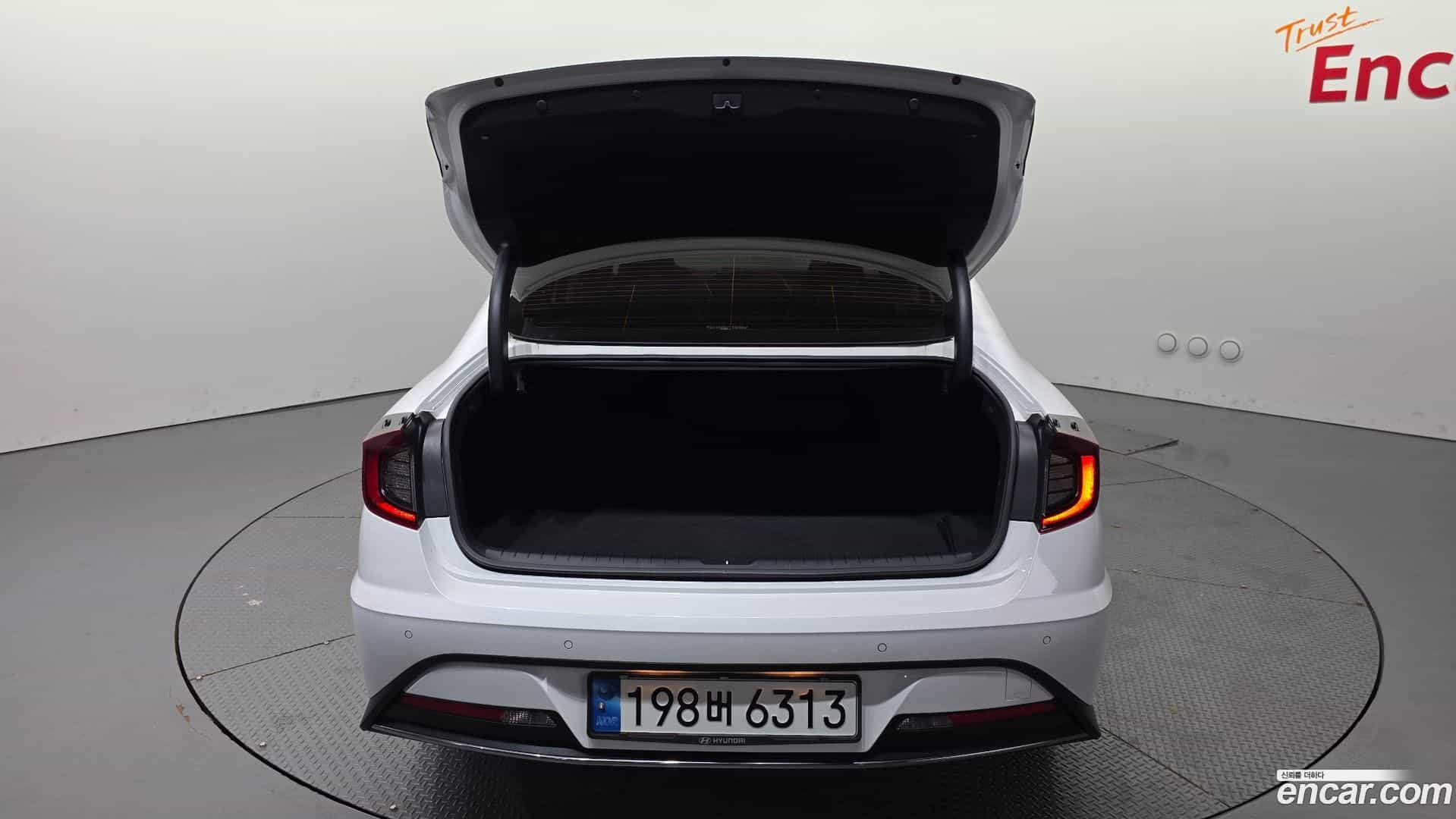 Sonata Hyundai 2019.5-OPTION-023