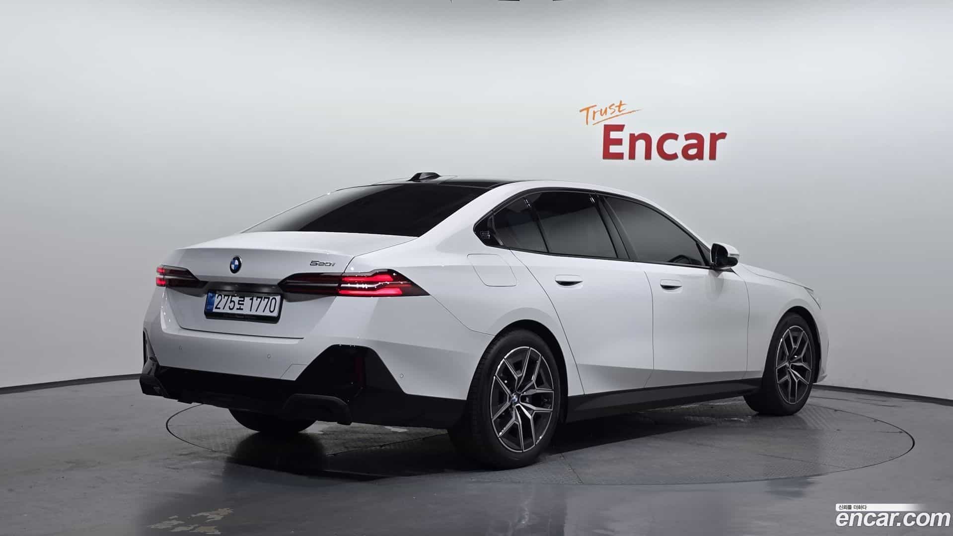 5-Series BMW 2025.9-OUTER-002
