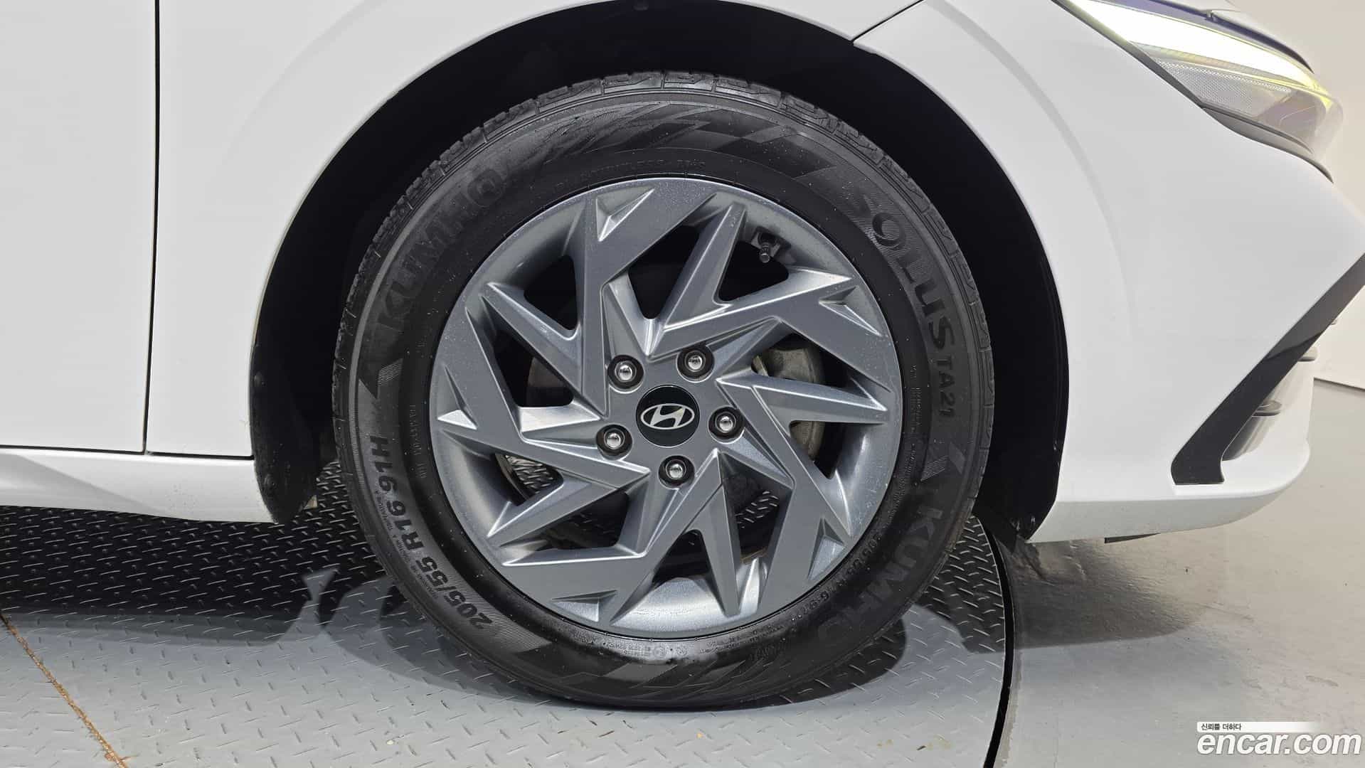 AVANTE Hyundai 2023.5-OUTER-005