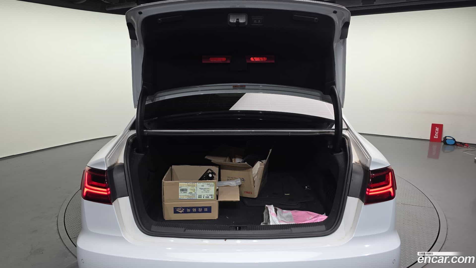 A6 Audi 2015.11-OPTION-024