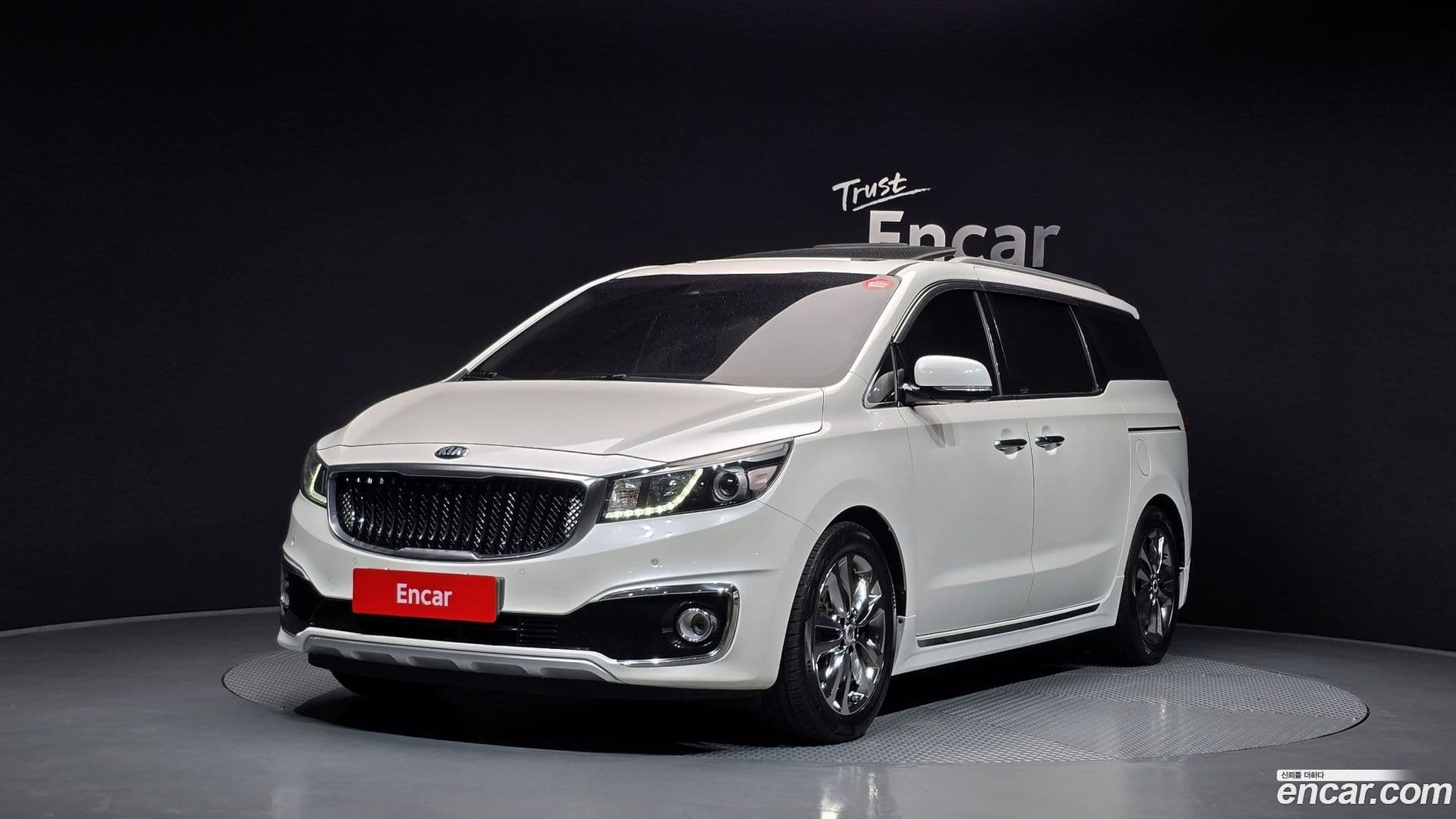 Main__Slider__Photo:Canival Kia 2016.11-0