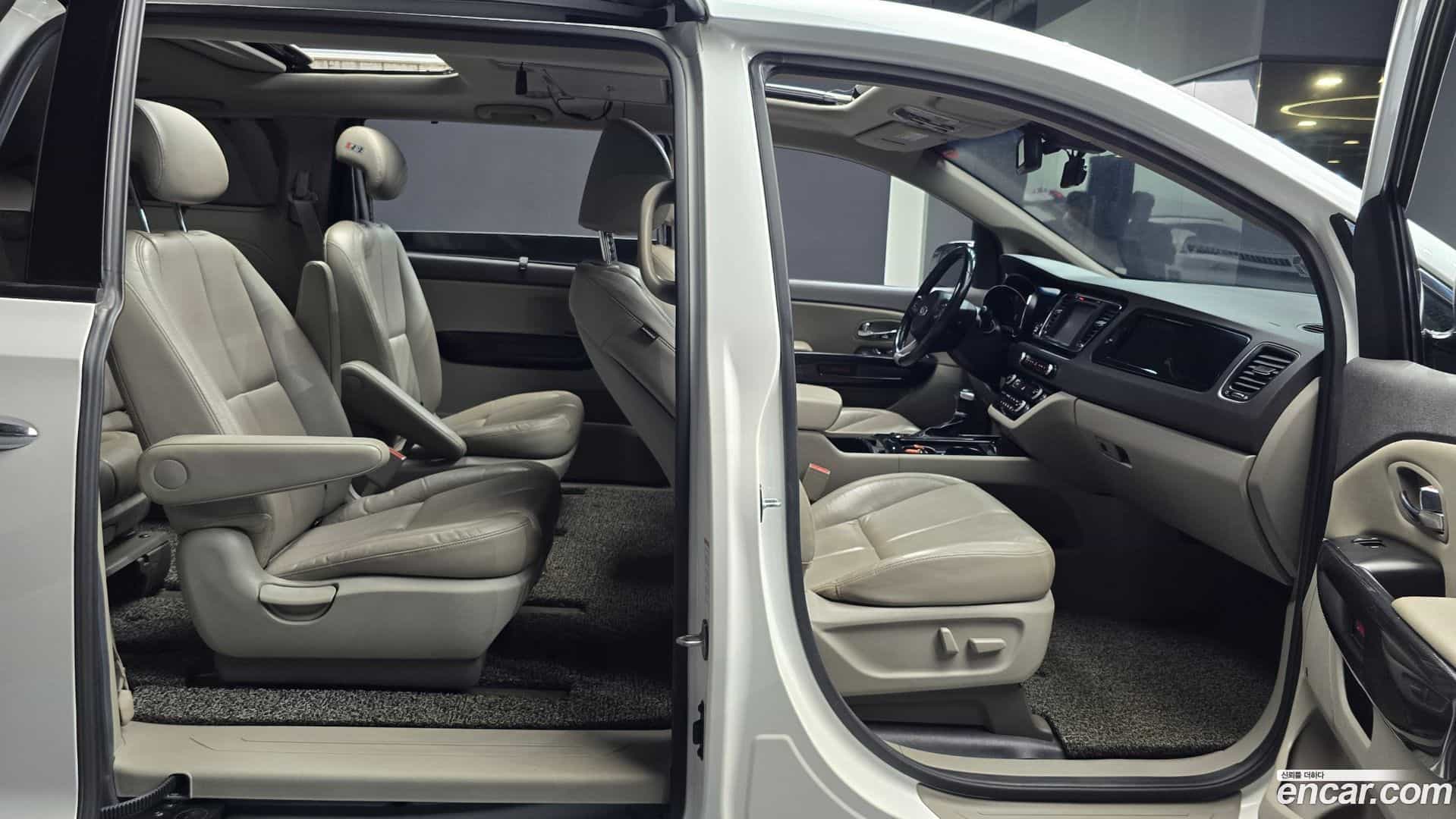 Canival Kia 2016.11-OPTION-015