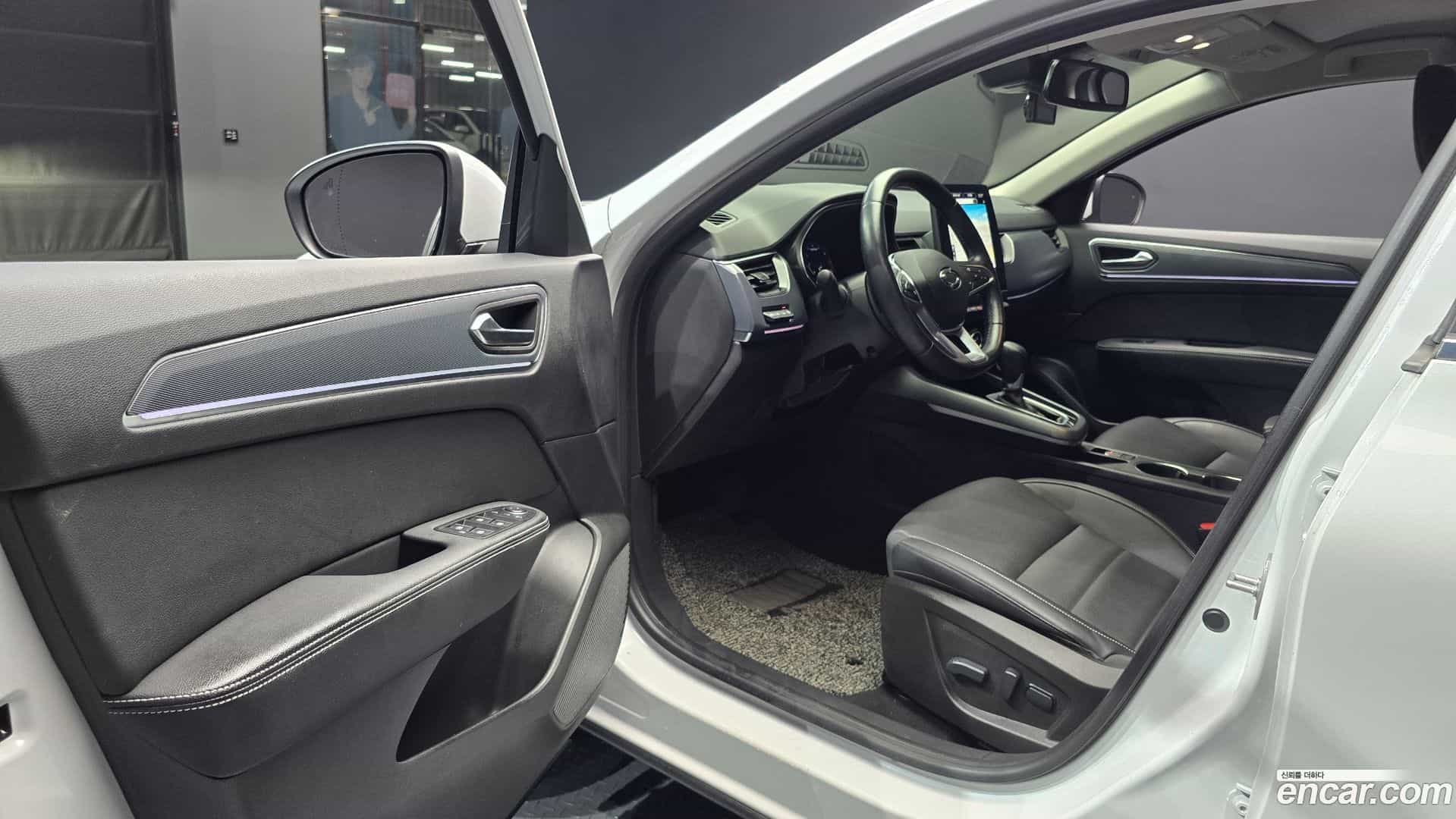XM3 Renault Korea 2020.11-INNER-010