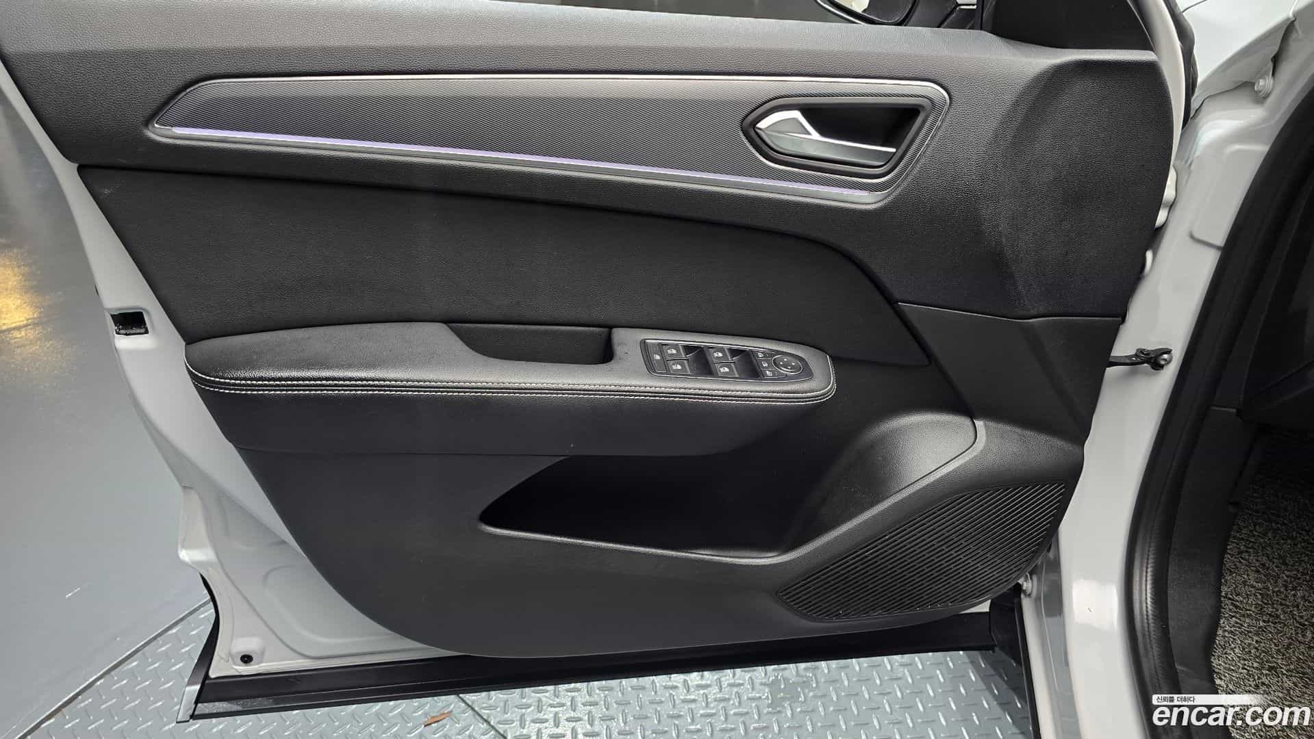 XM3 Renault Korea 2020.11-INNER-034