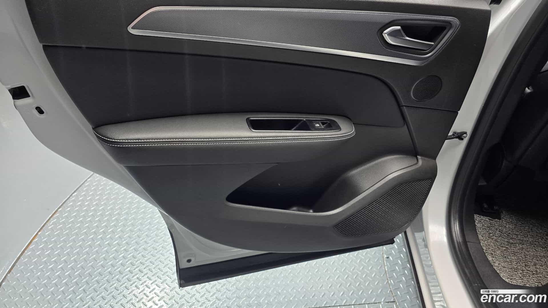 XM3 Renault Korea 2020.11-INNER-035