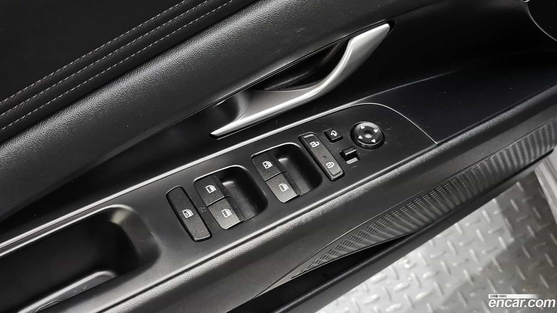 AVANTE Hyundai 2020.8-OPTION-023