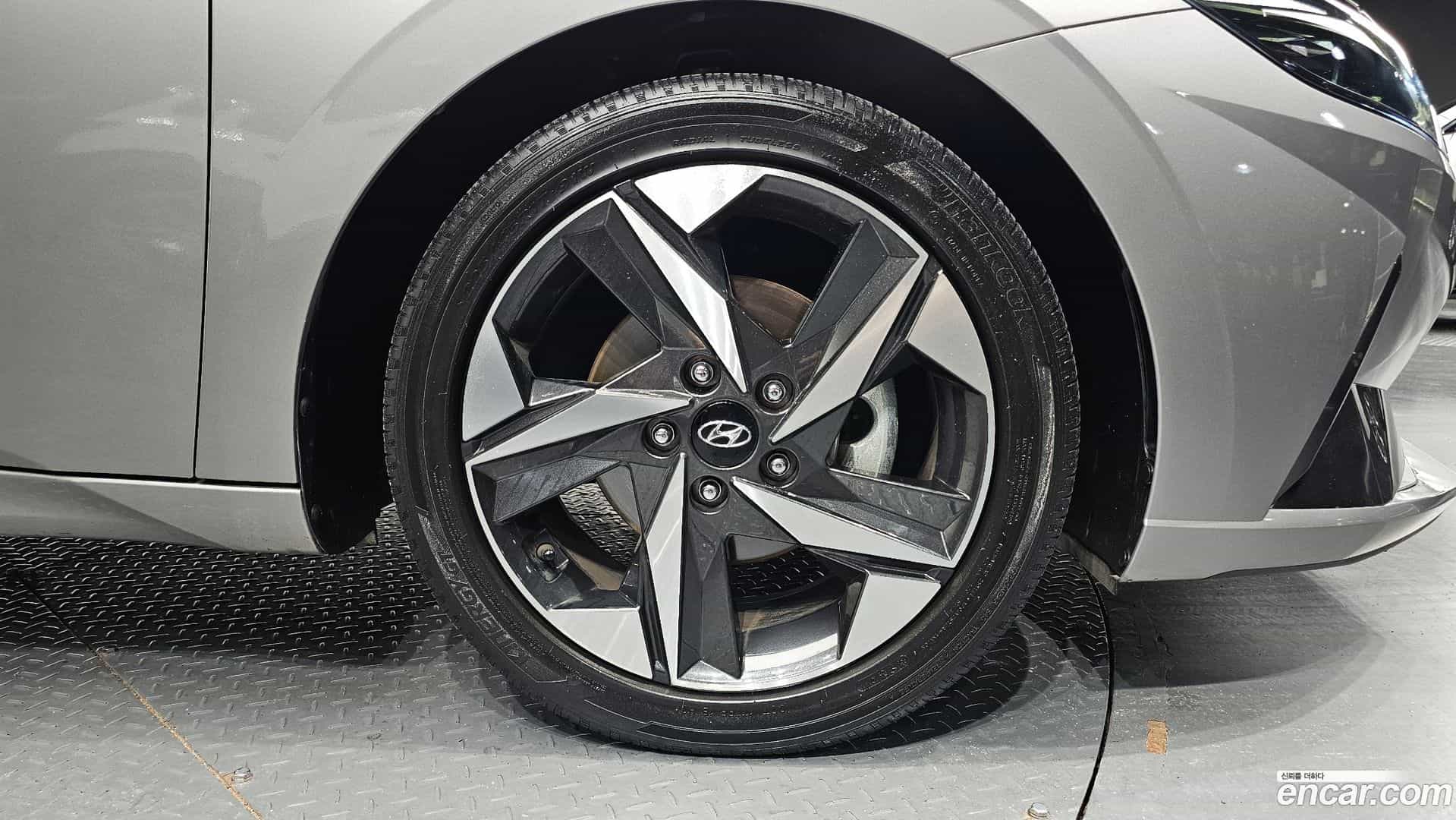AVANTE Hyundai 2020.8-OUTER-031