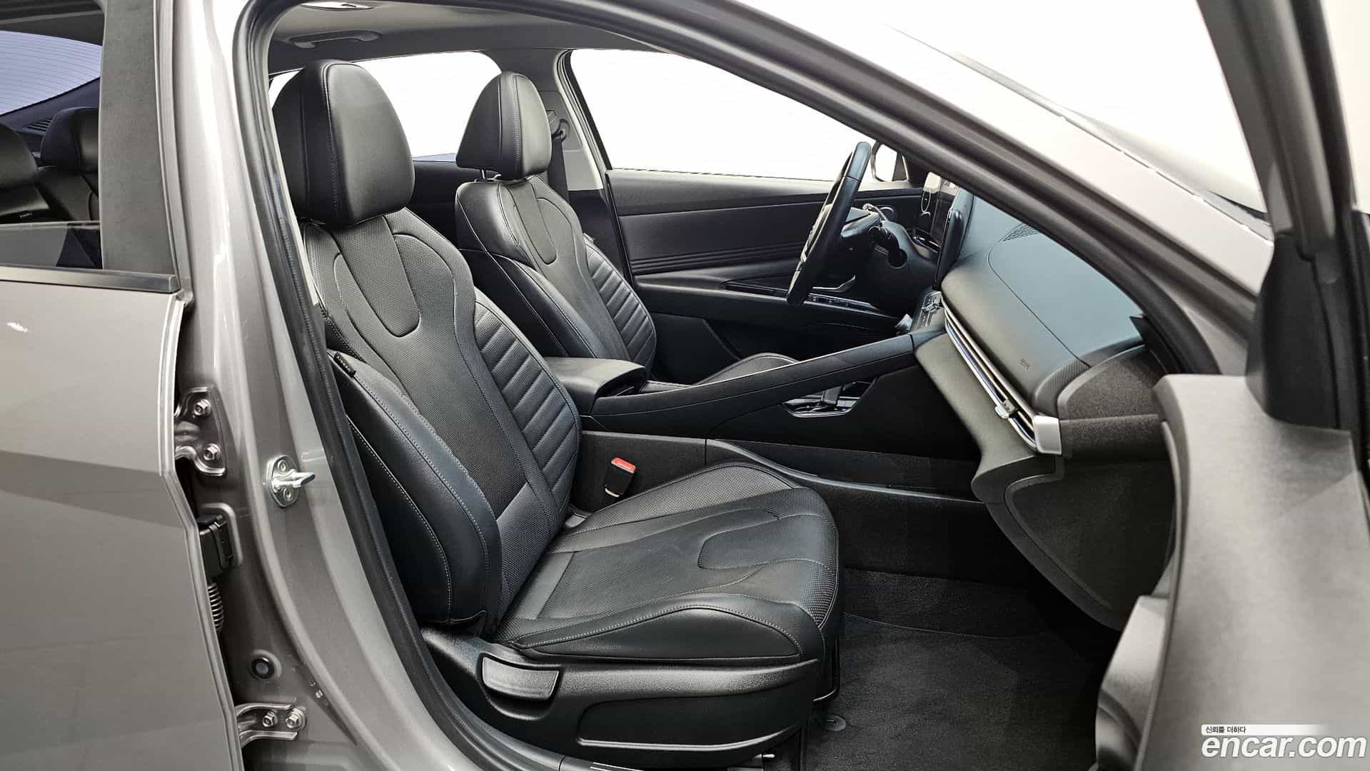 AVANTE Hyundai 2020.8-INNER-036