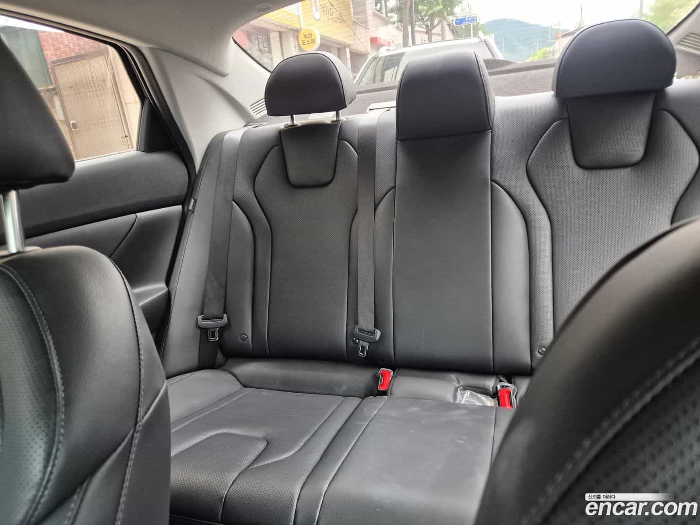 AVANTE Hyundai 2024.0-OUTER-005