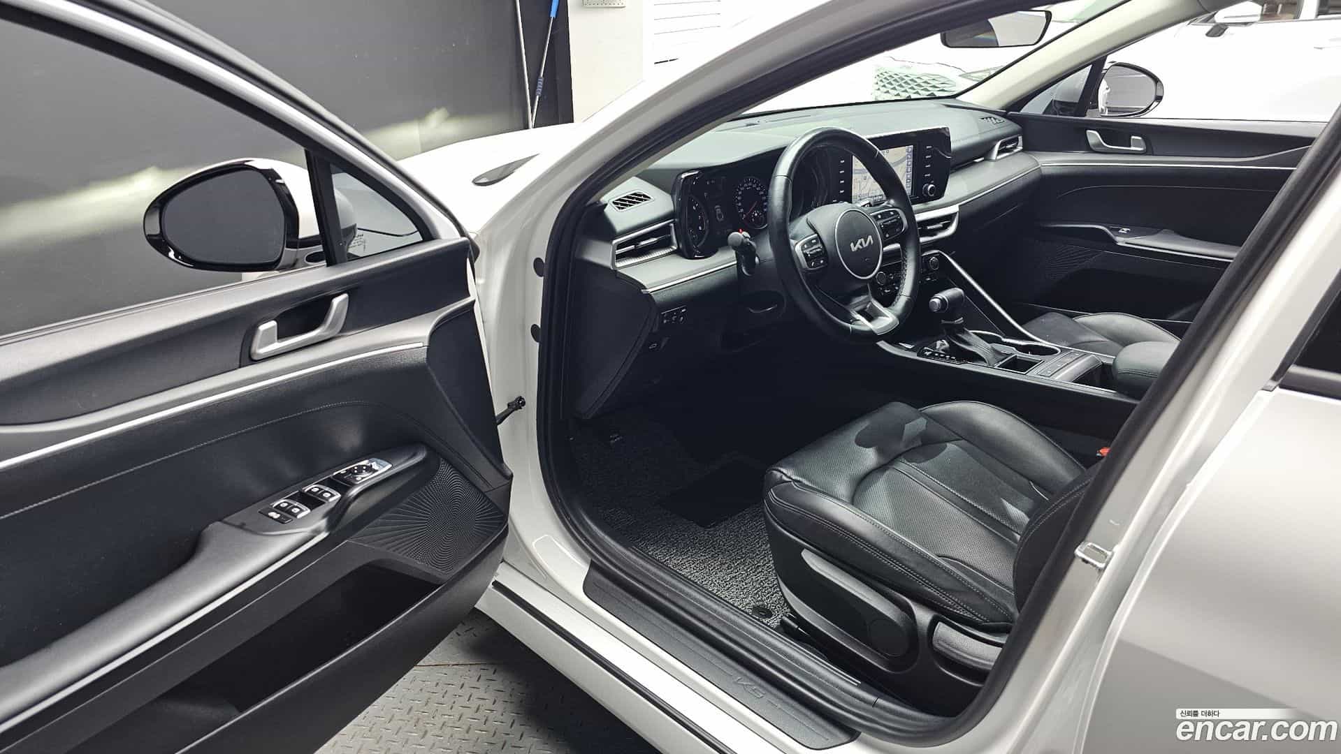 K5 Kia 2023.10-INNER-010