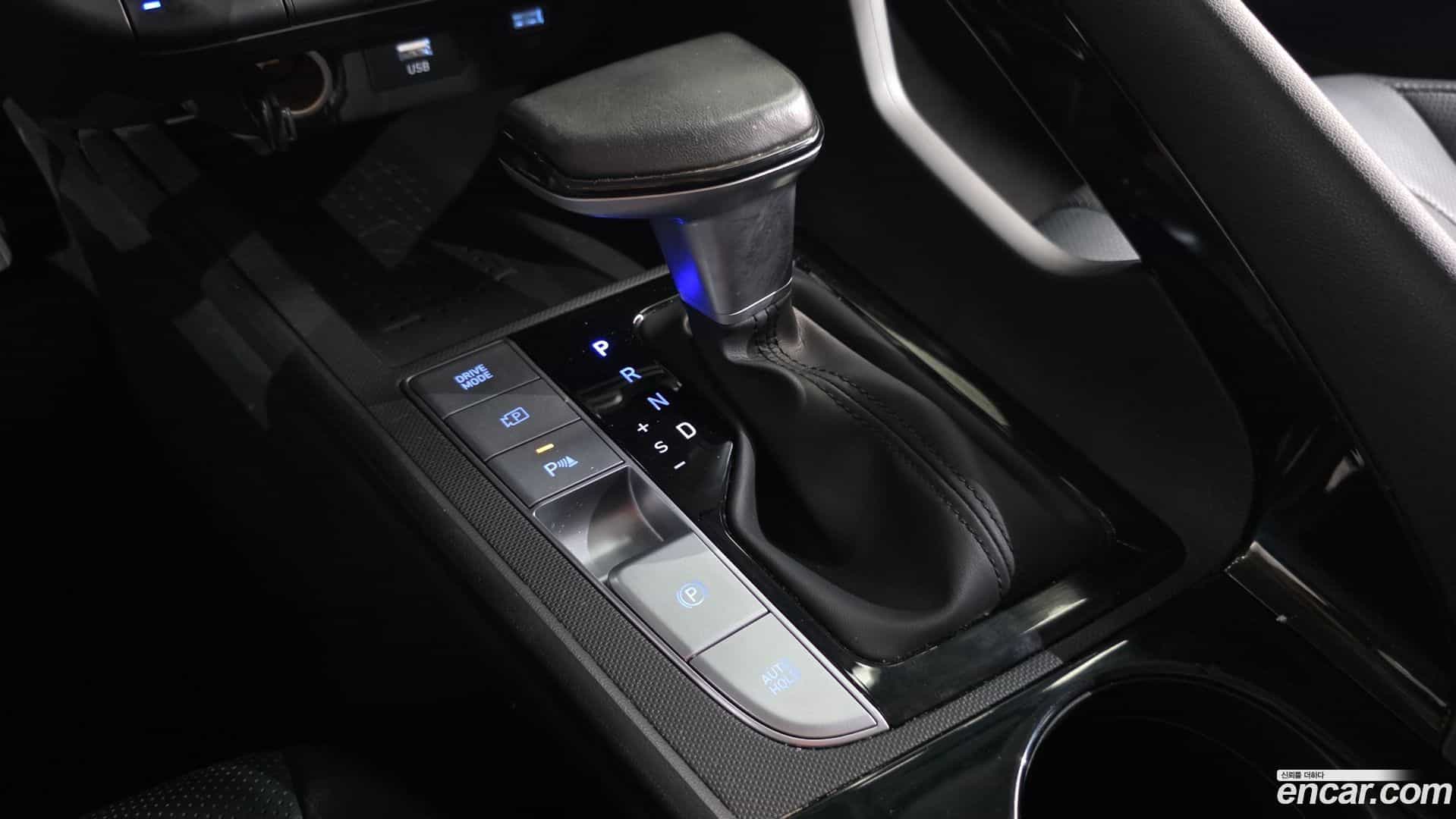 AVANTE Hyundai 2022.5-INNER-009
