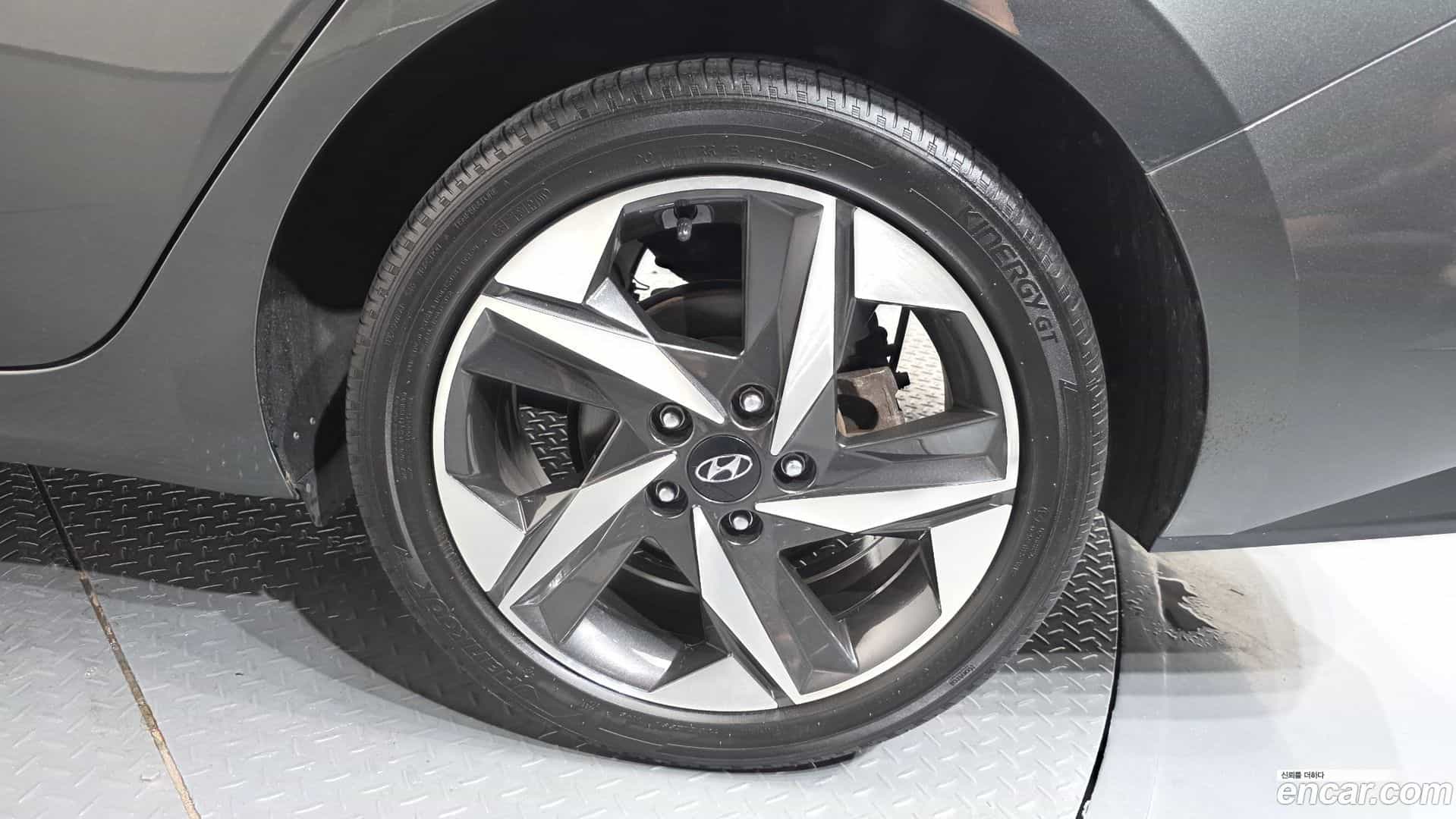 AVANTE Hyundai 2022.5-OUTER-031